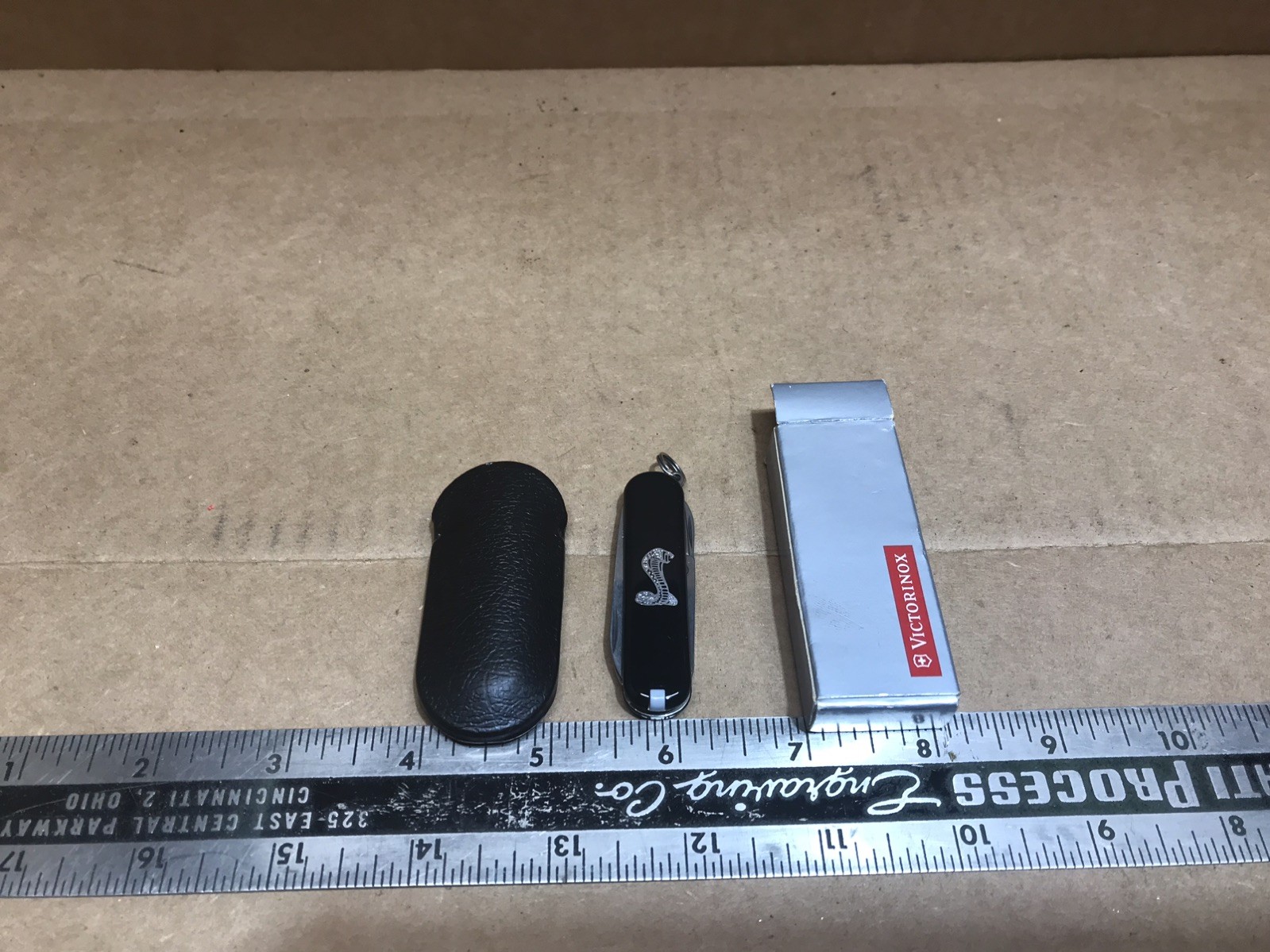 VICTORINOX SHELBY COBRA SWISS-MULTI TOOL W/POUCH