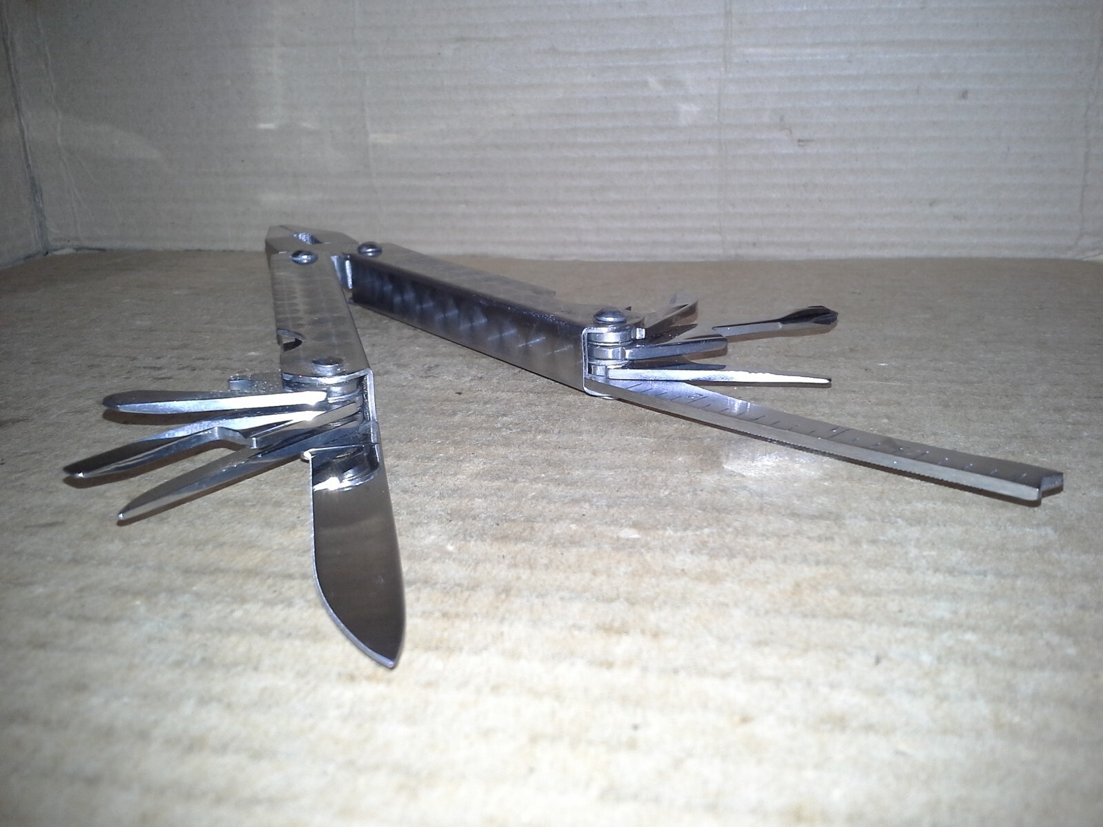 Sheffield Stainless multi tool Made in China Working , VGC