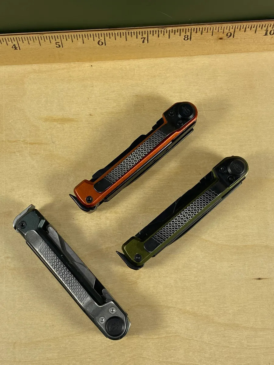 Armbar Scout (MSRP $52.99) (1) One at random. Nice Condition Light Use