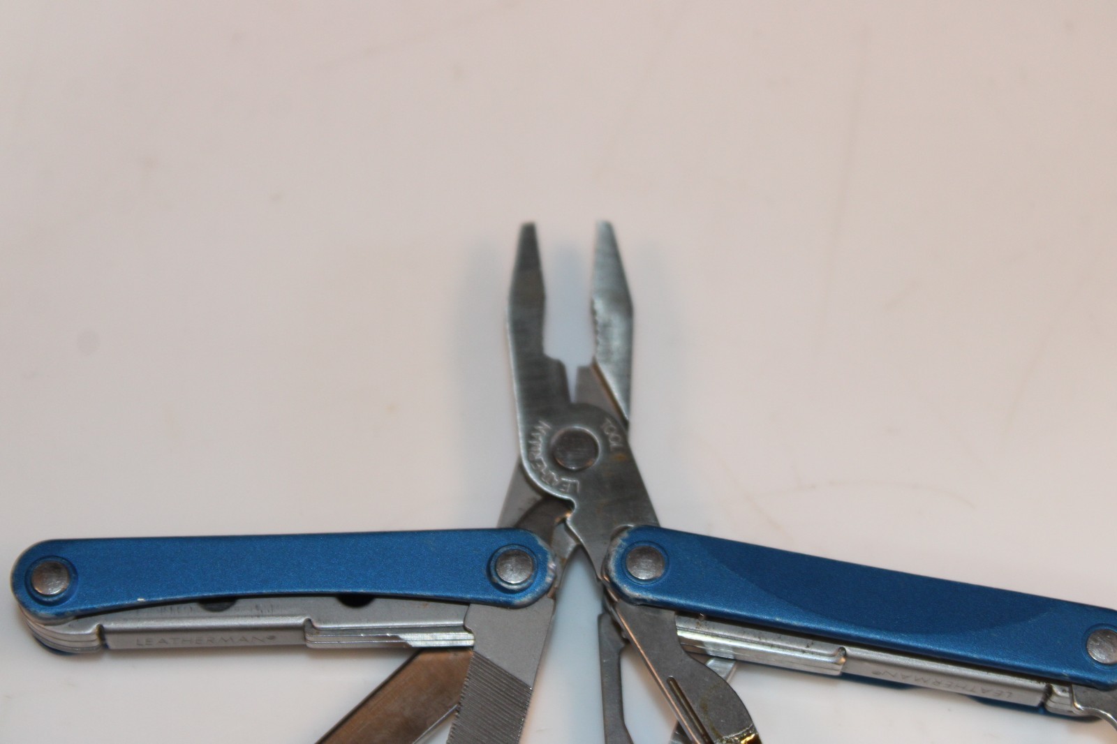 Leatherman SQUIRT PS4 Multi-Tool With Pliers Scissors Knife BLUE!