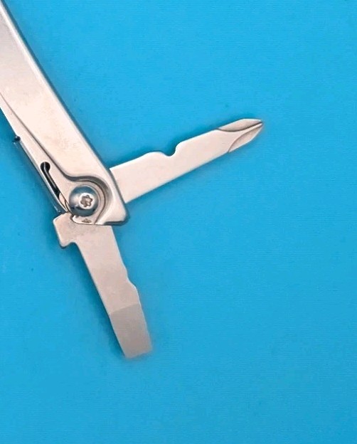 Leatherman Rev 3.8″ Multi-Tool, Stainless!