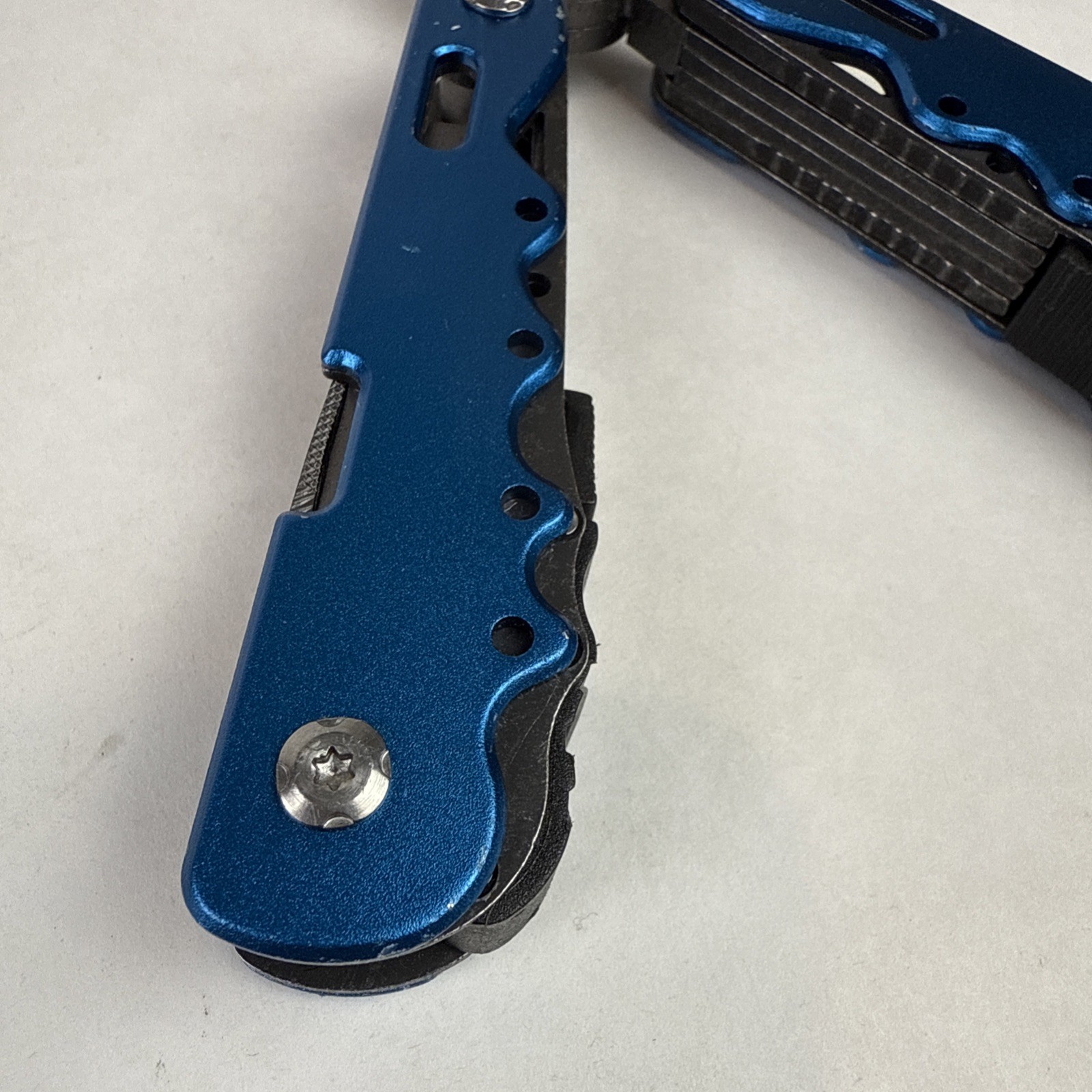 Basecamp Multi-Mate Multi-Tool Blue UPS Logo *See Photos