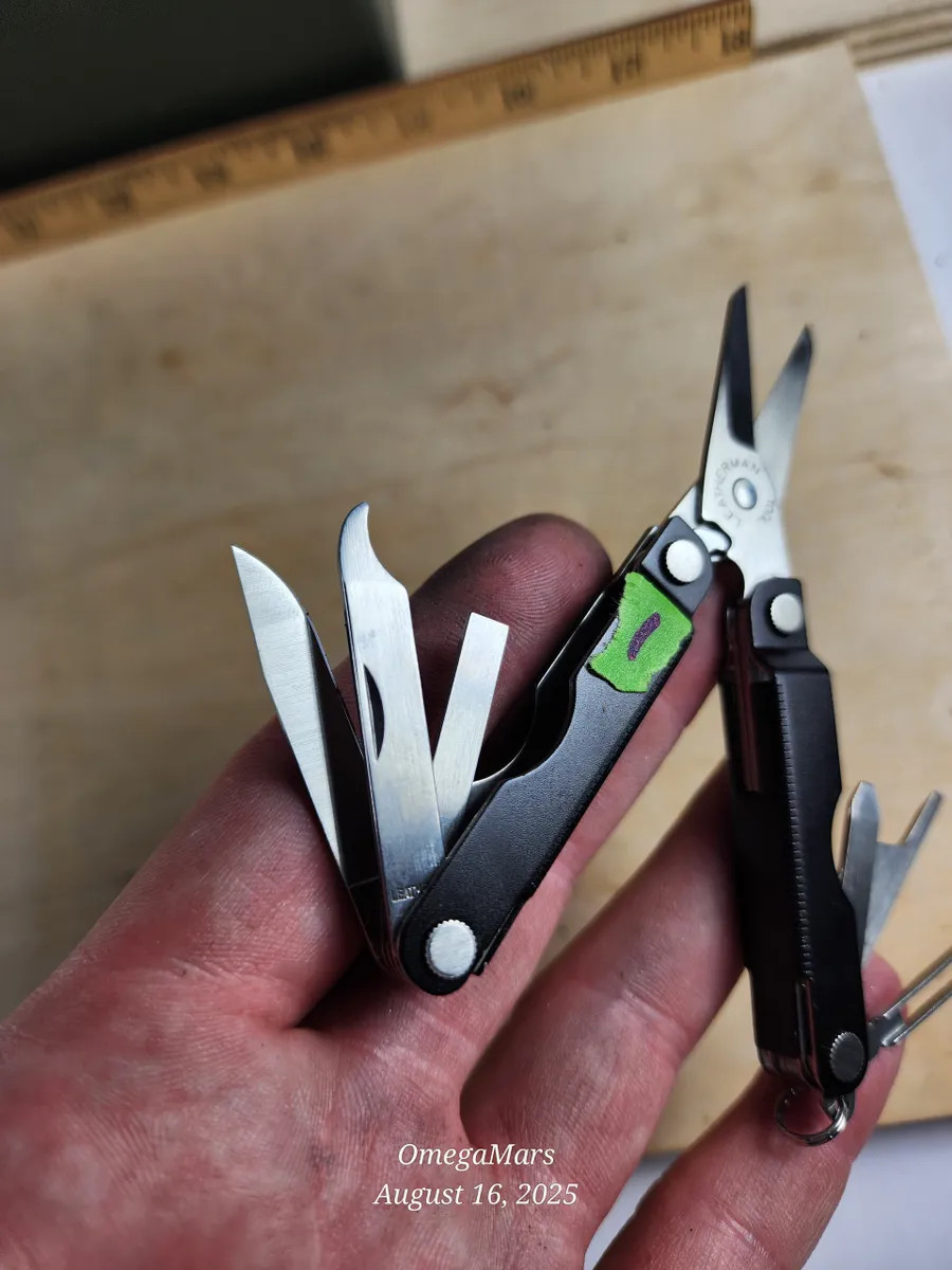 Leatherman Micra Black #1 Light usage