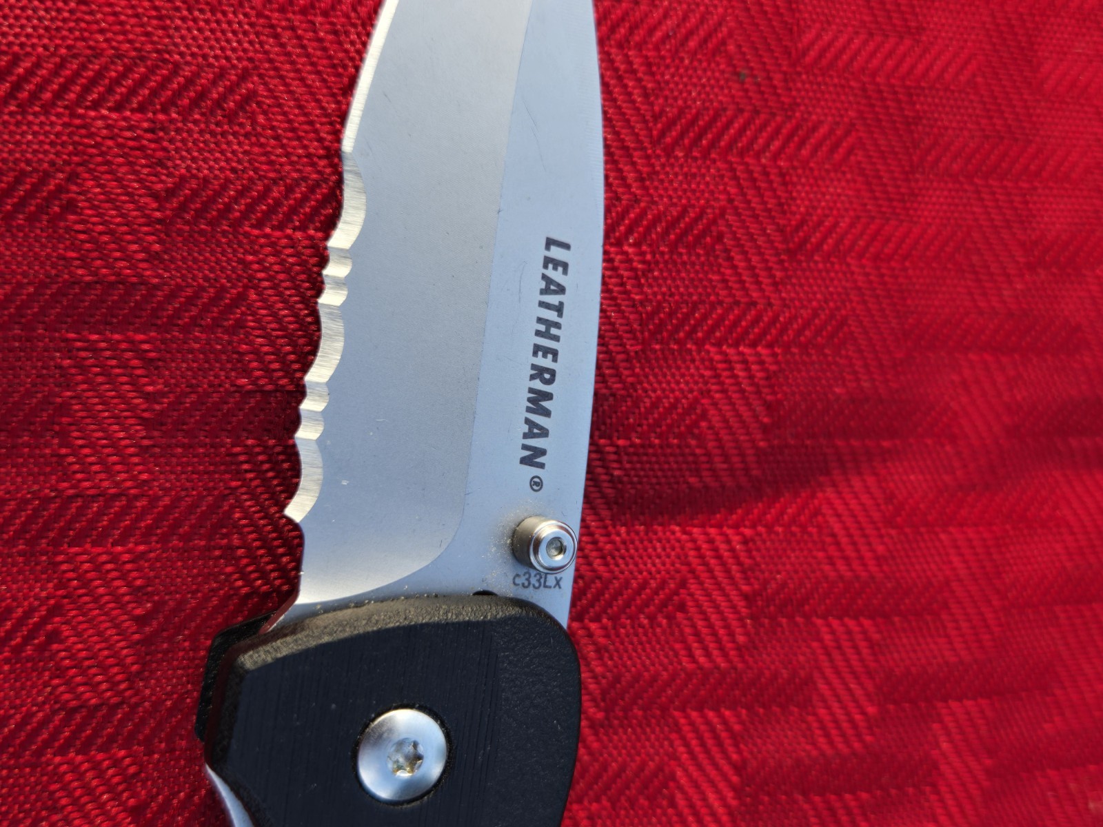 Leatherman Crater C33LX Folding Liner Lock Pocket Knife Carabiner Tool EXC