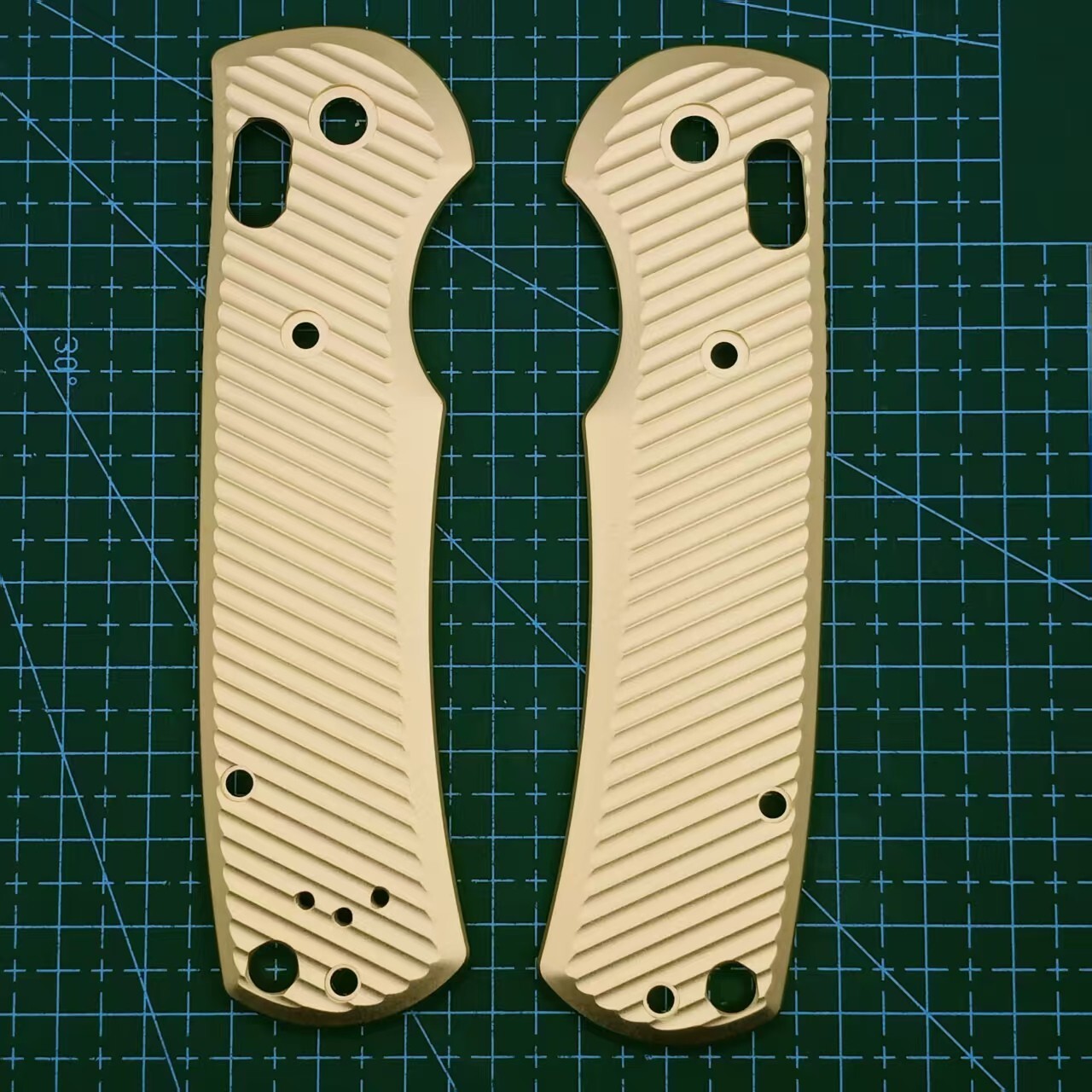 1 Pair Gold Aluminum Handle Scales for Benchmade Griptilian 550/551 Knives