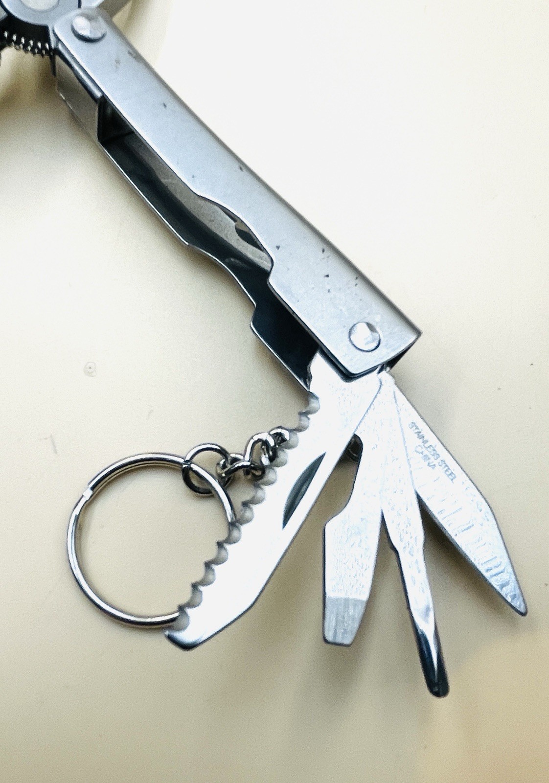 Lot of 2 Stainless Steel Multi-Tool Pliers 20-in-1 Perwin & 8-in-1 w/ Sheaths