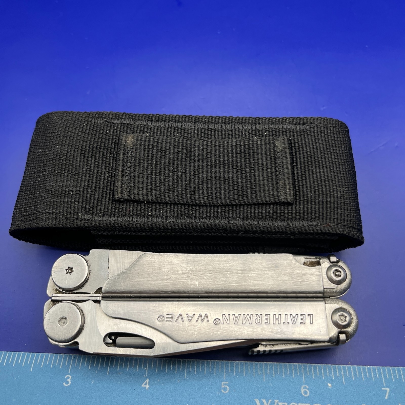 Leatherman Wave Multi-Tool w/ Sheath