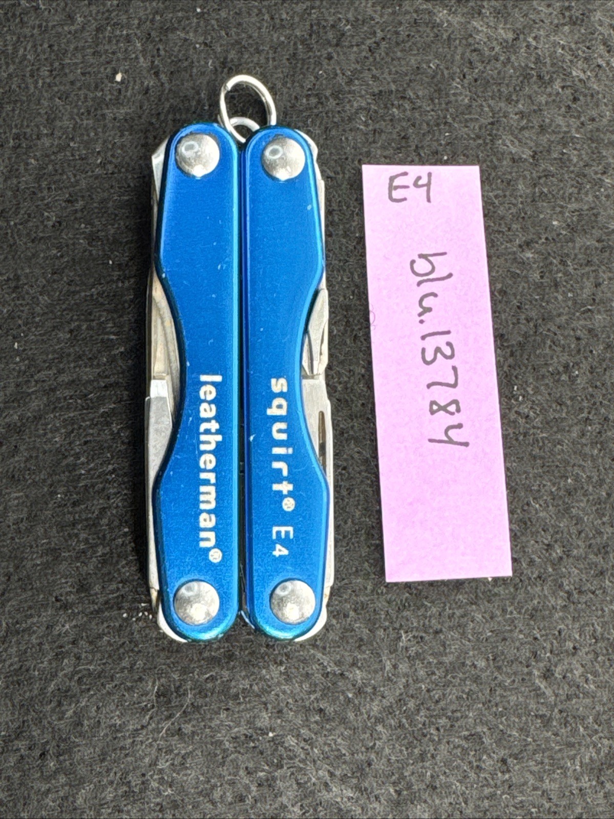 Leatherman Squirt E4 Multi-Tool w/Wire Strippers Blue