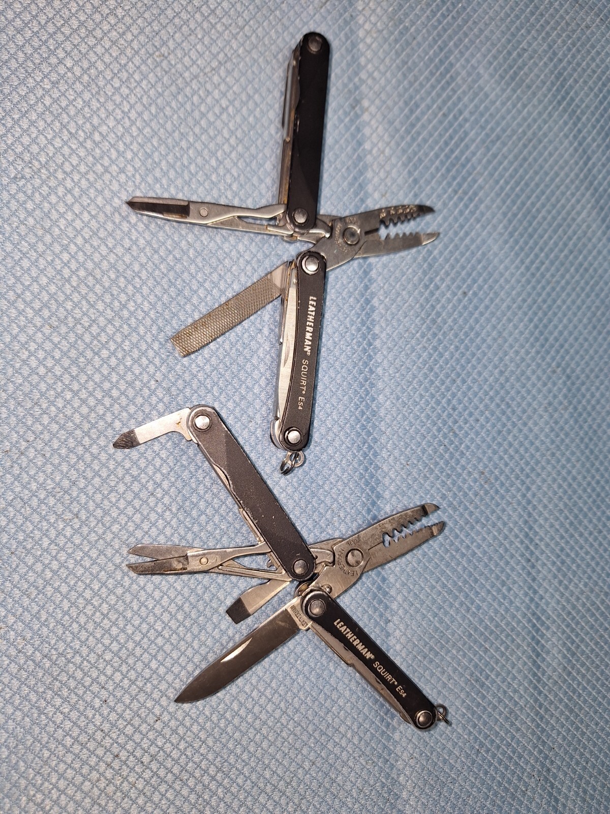 2 LEATHERMAN ES4 BLACK Multi Tools BROKEN Lot 114