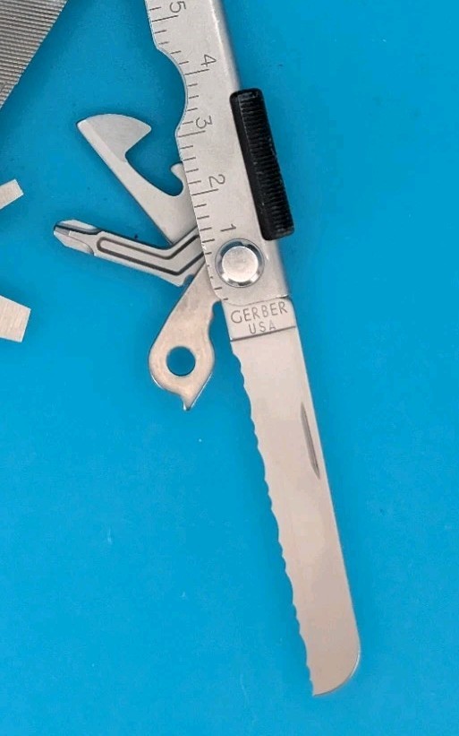 Gerber MP600 Silver Multi-Tool Needle Nose Pliers! NICE!