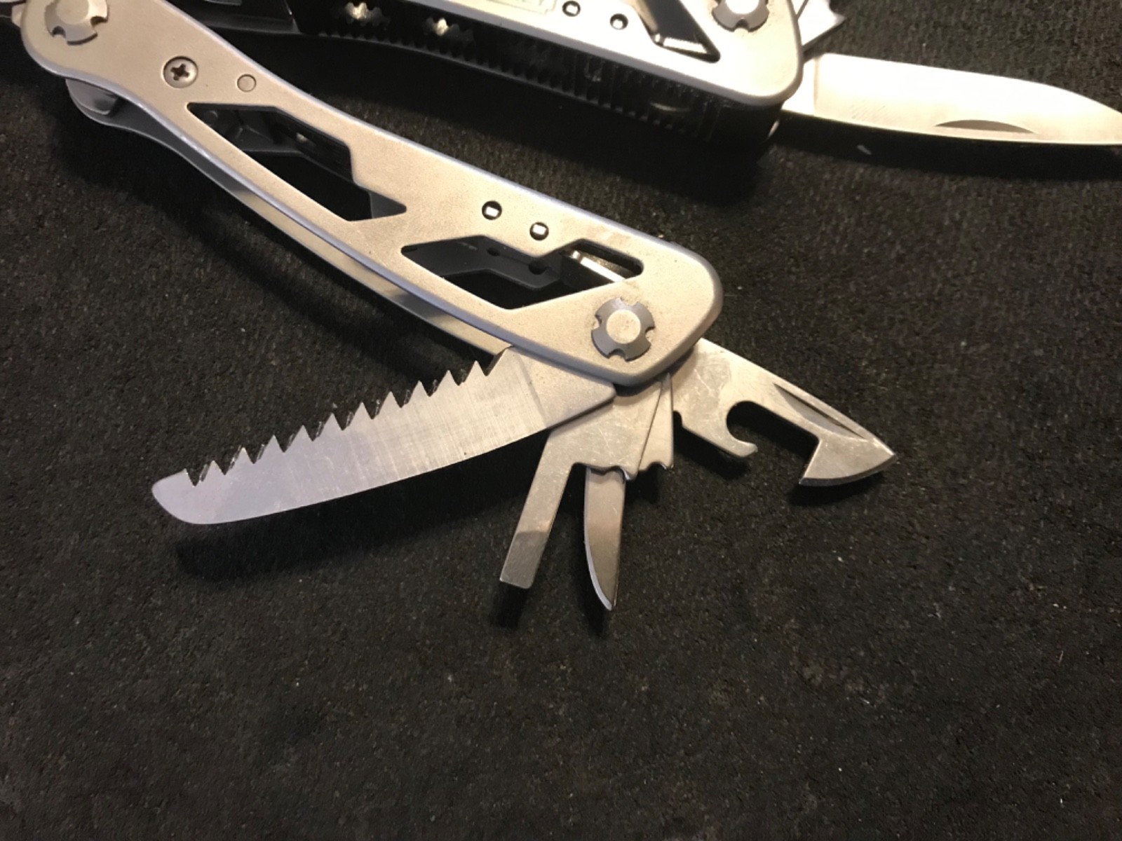 Stanley Tools 12-in-1 Multi-Tools Leatherman Style Plier Set w/ Sheath Case