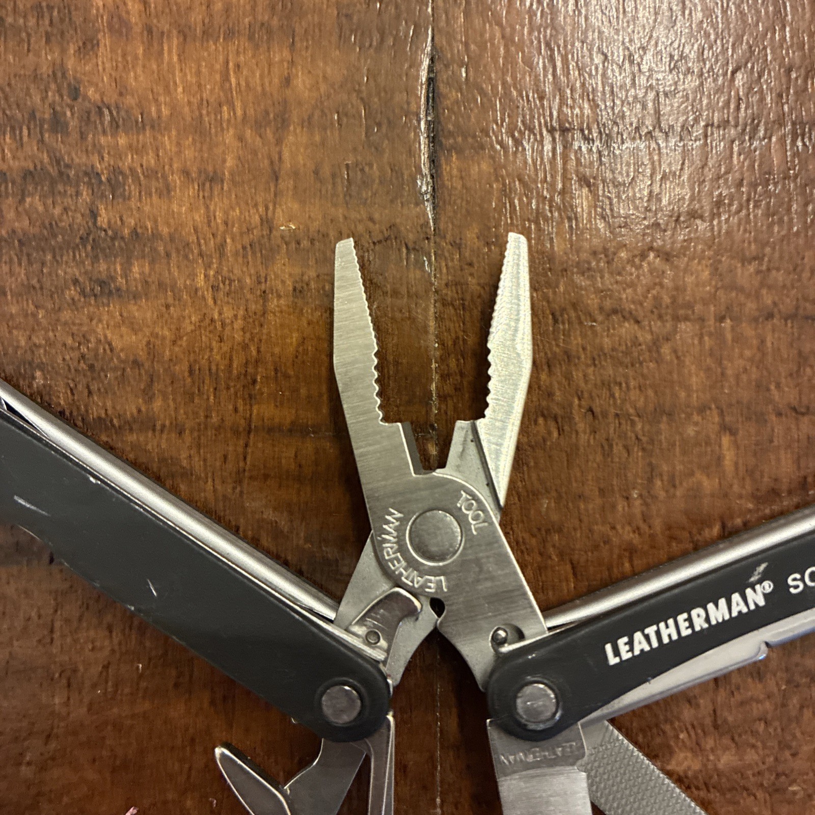 Leatherman Squirt PS4 Multi Tool, Knife, Pliers – Black – Excellent