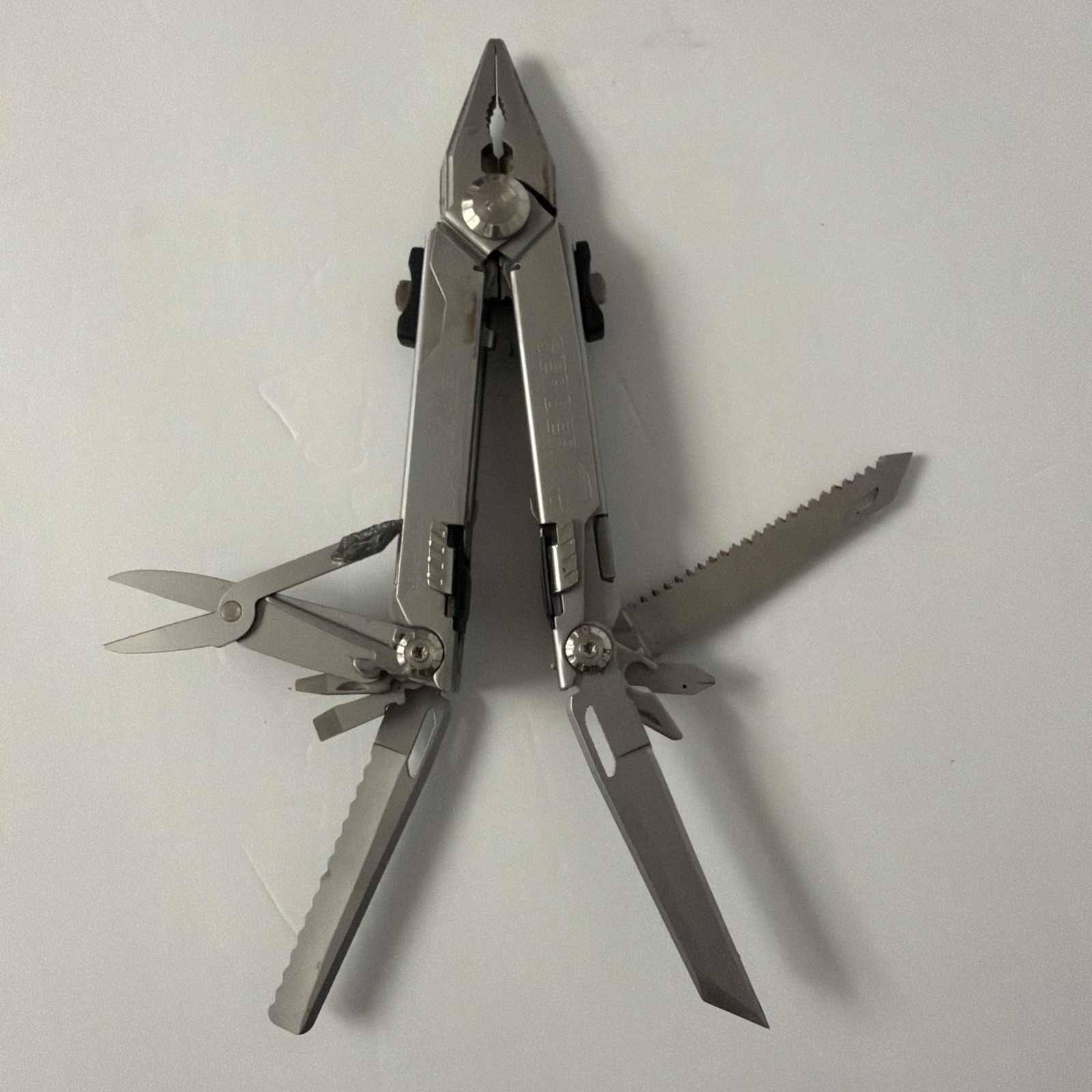 Gerber FLIK Fishrman MultiPlier Multitool with Sheath