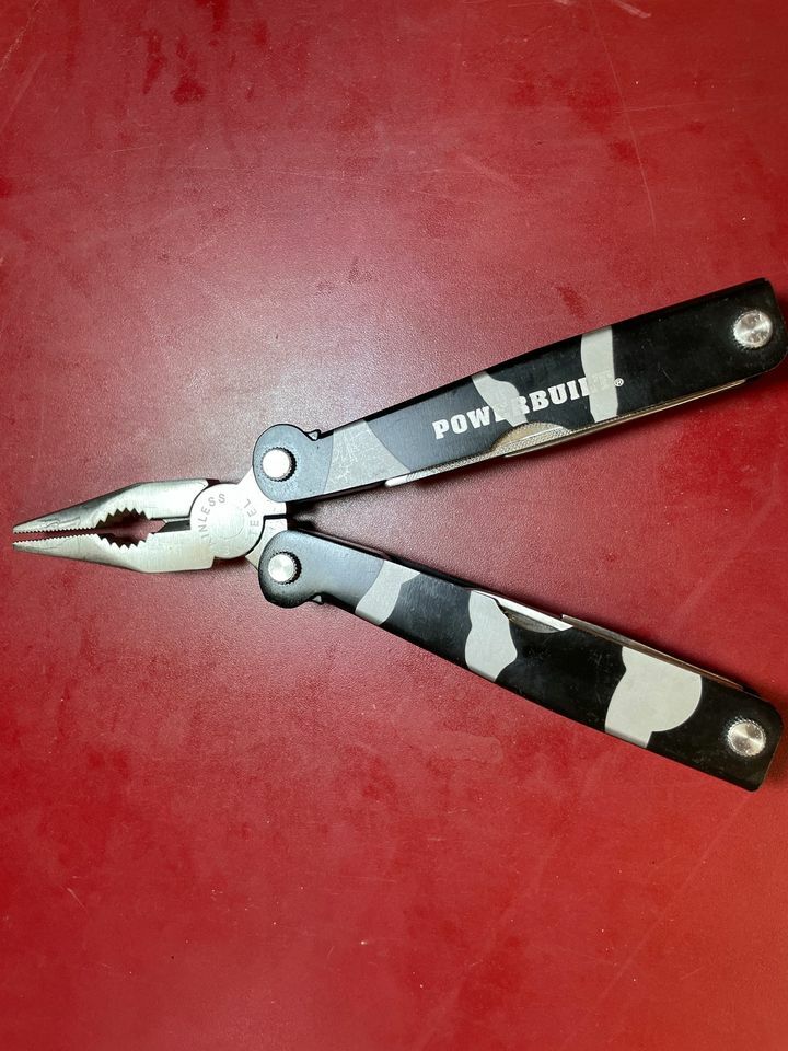 PowerBuilt Multi-Tool, Stainless Steel