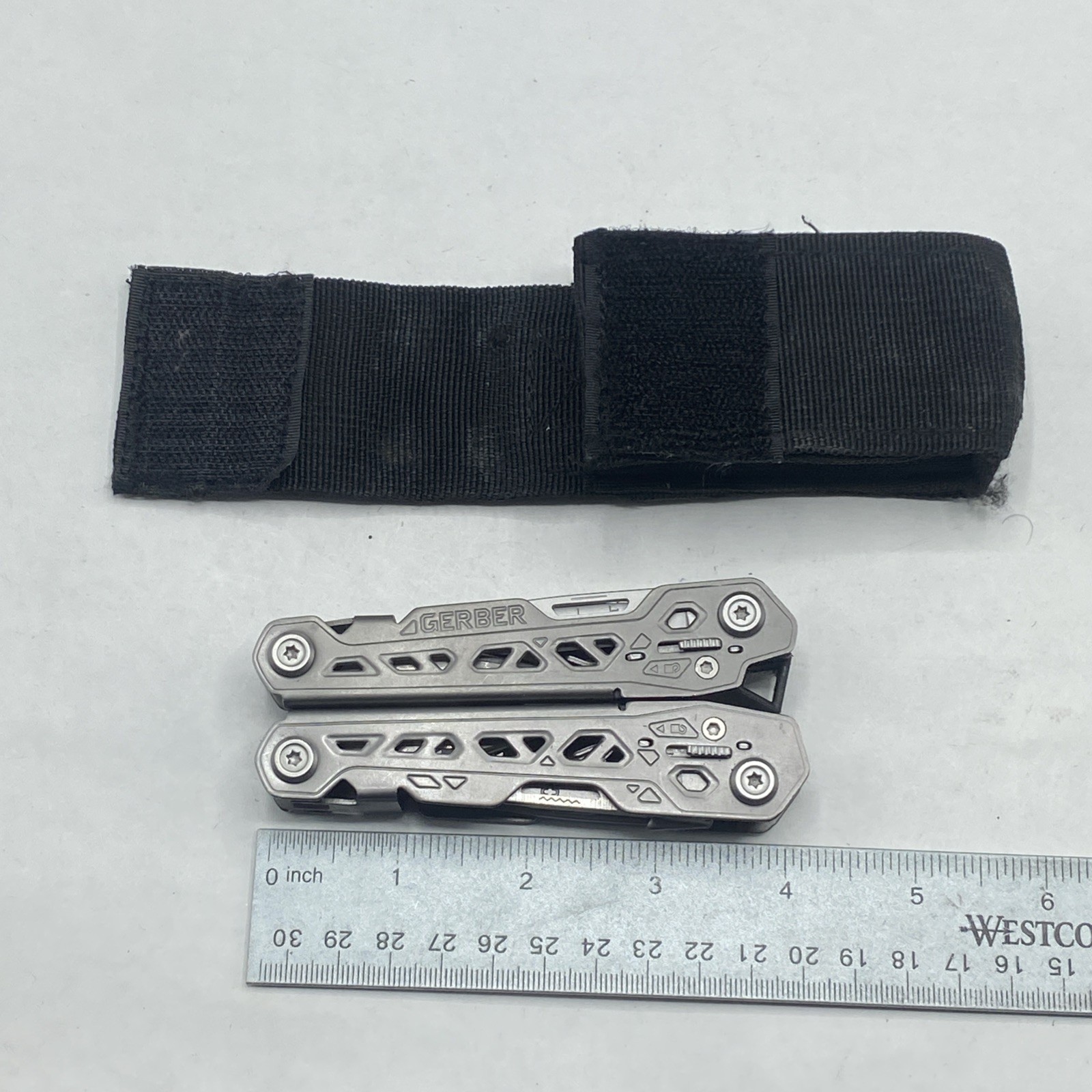 Gerber Truss Multi Tool with Sheath – Gray