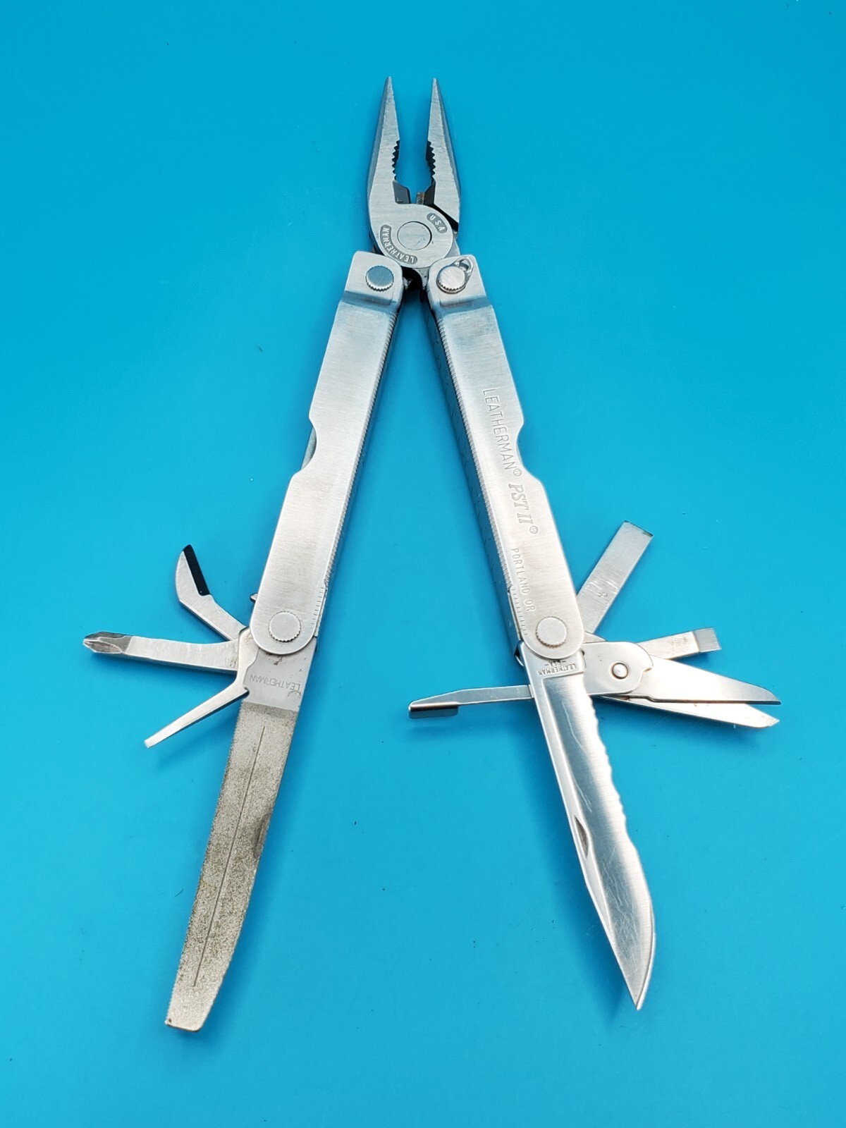 Leatherman PST 2 Multi Tool! 05/01 date stamp! Fast Shipping!