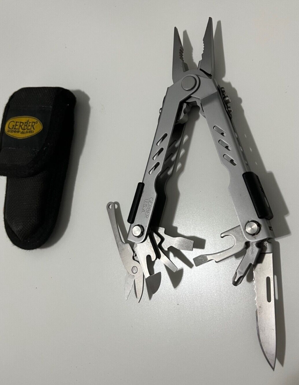GERBER MULTI-TOOL MULTI-PLIER WITH NYLON SHEATH FISKARS SIMONDS USA