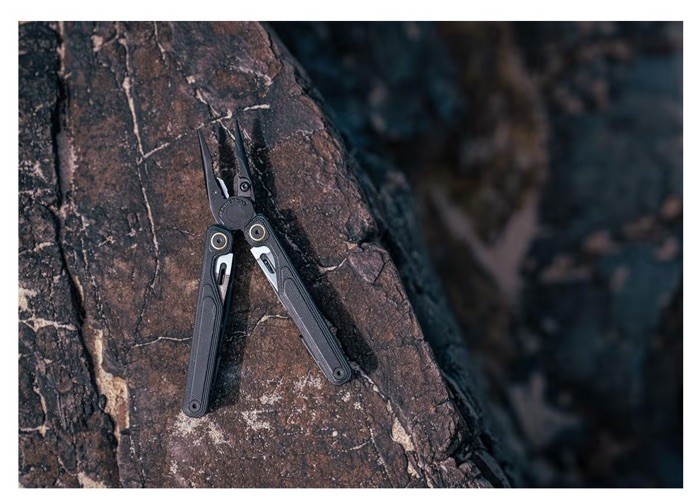 NEW LEATHERMAN Wave Alpha 16-in-1 Multi-Tool W/ MagnaCut Blade Obsidian Black