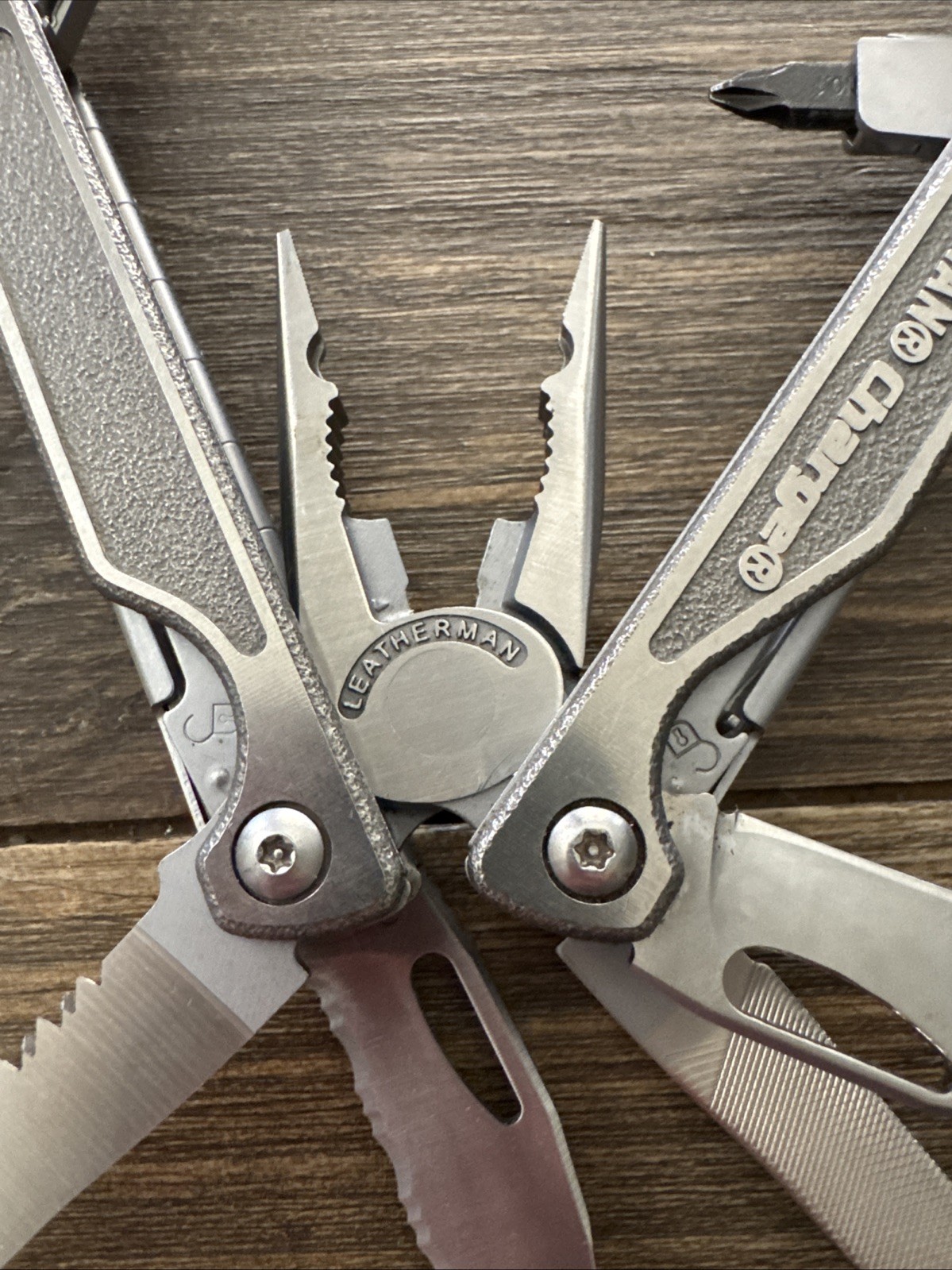 Leatherman Charge XTi Multi Tool Leather Sheath Bits Pocket Clip Ring USA 154cm