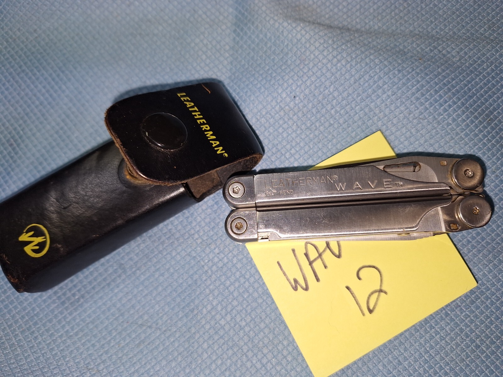 Original 1st gen Leatherman Wave Multi Tool FISHING Camping LOC WAVE 12