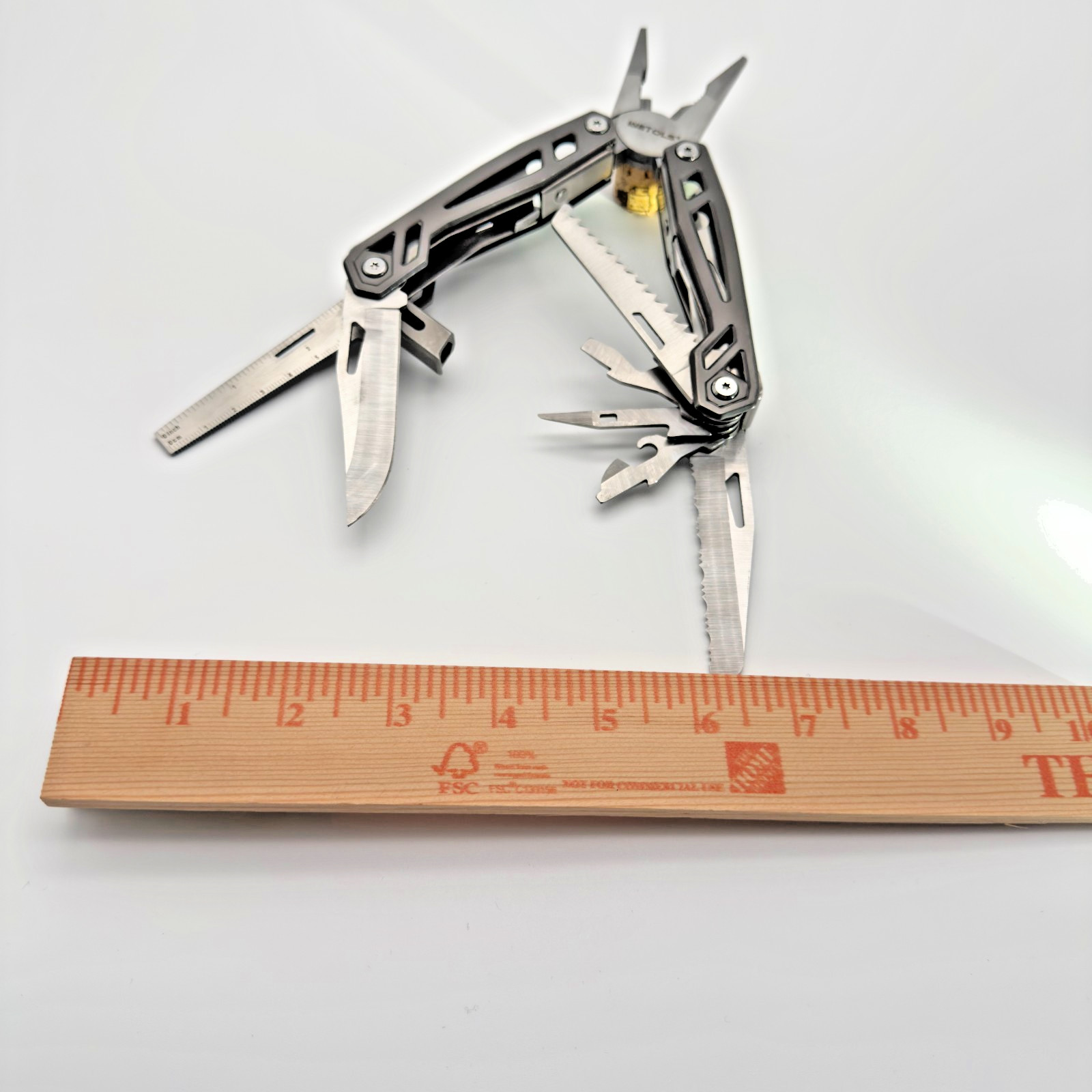 WETOLS Multi-Tool Pocket Knife – 12-in-1 Stainless Steel – Great Condition