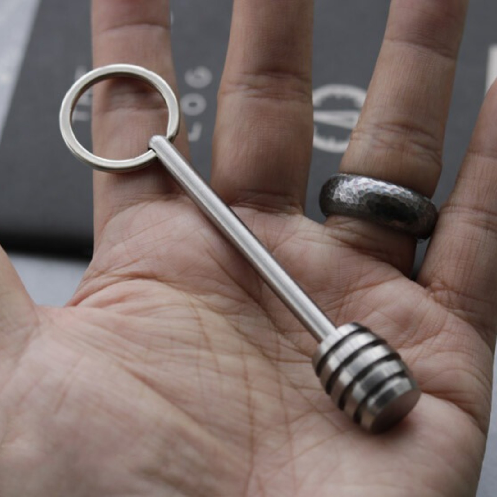 Titanium Key Chain Pendant Knife Beads Pendants Stick EDC Multifunctional Tools