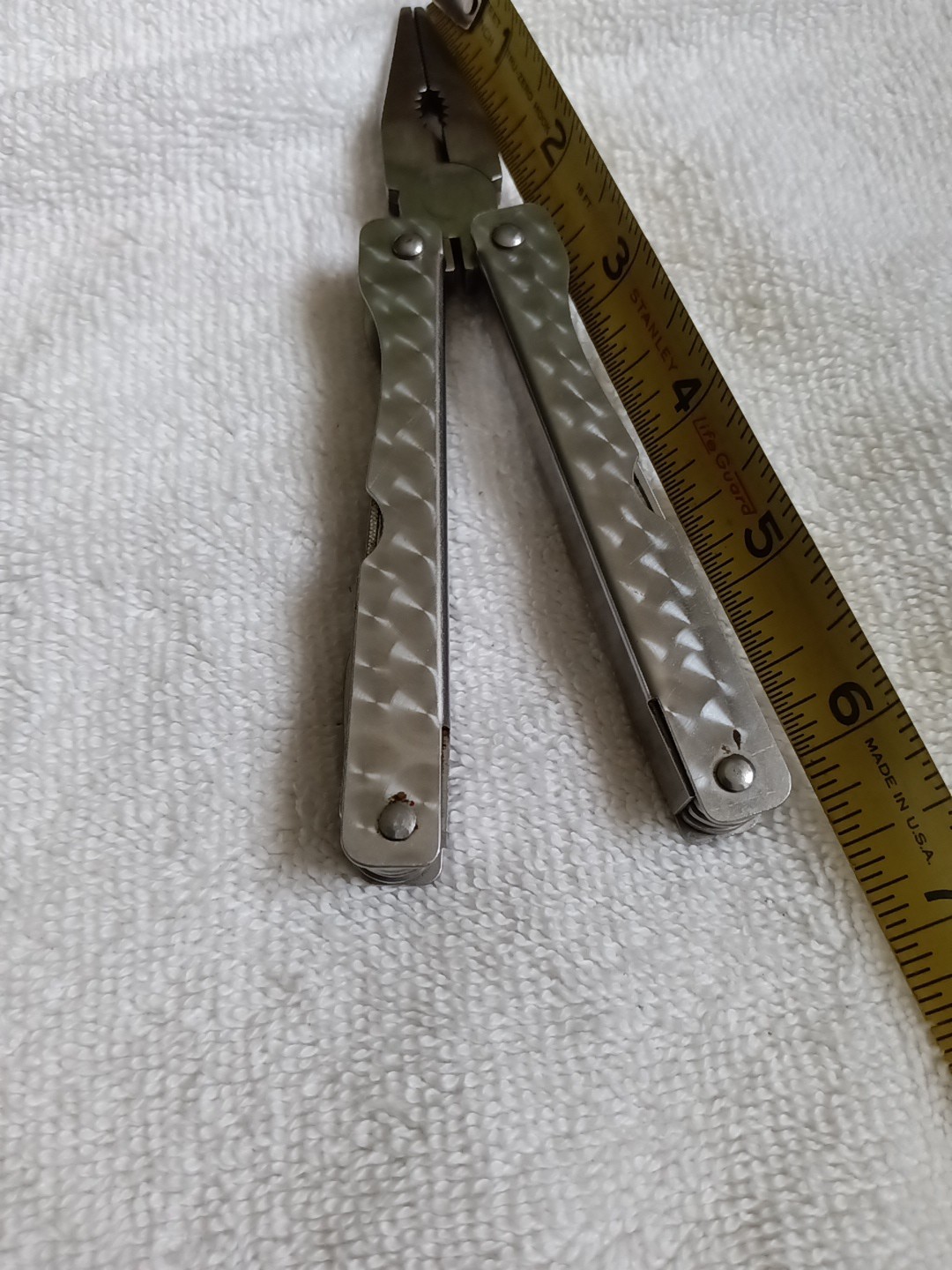 mini multi tool pliers