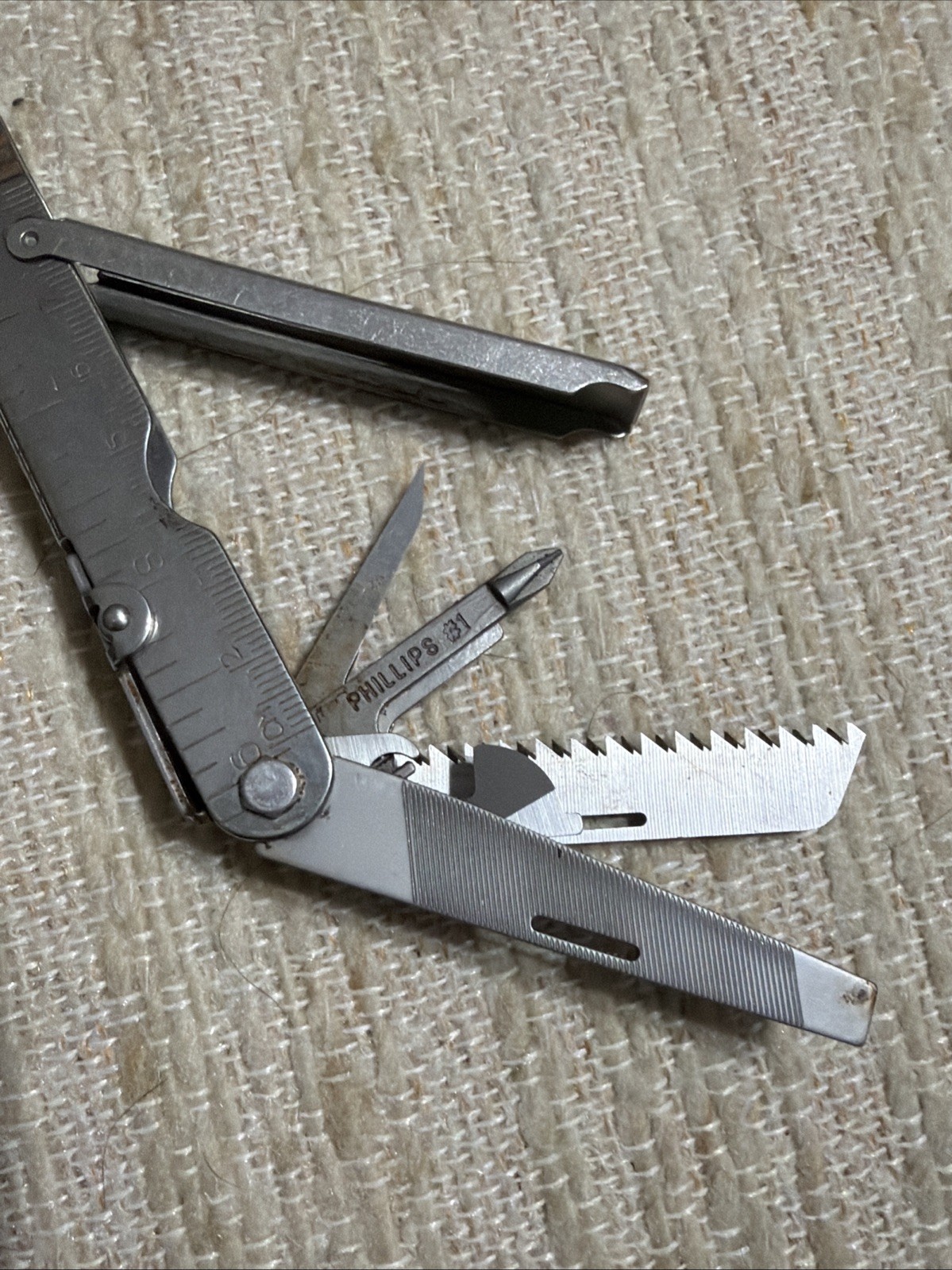 SOG PowerLock Pliers Multi Tool w/ Leather Sheath… FREE S&H!