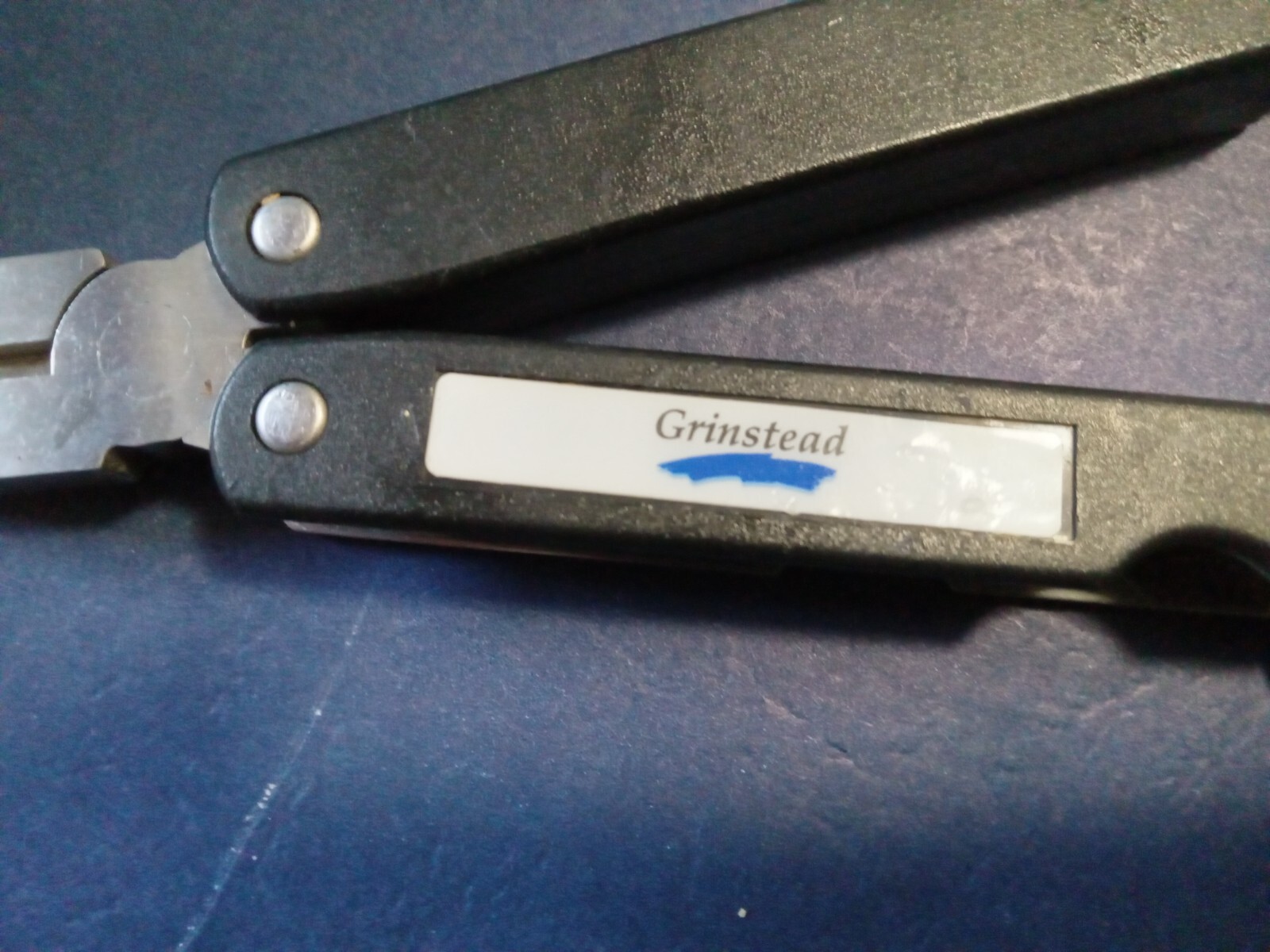 Grinstead 9 In 1 Multi tool Pliers Multipurpose Outdoor Folding Multitool