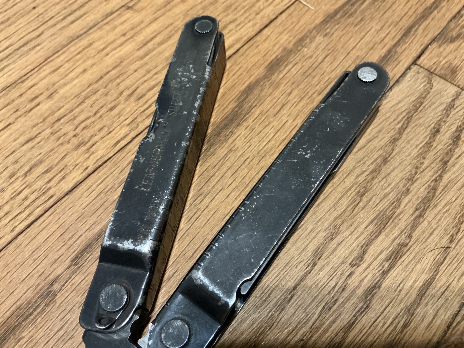 Leatherman Super Tool black oxide with leather sheath, USA made, original