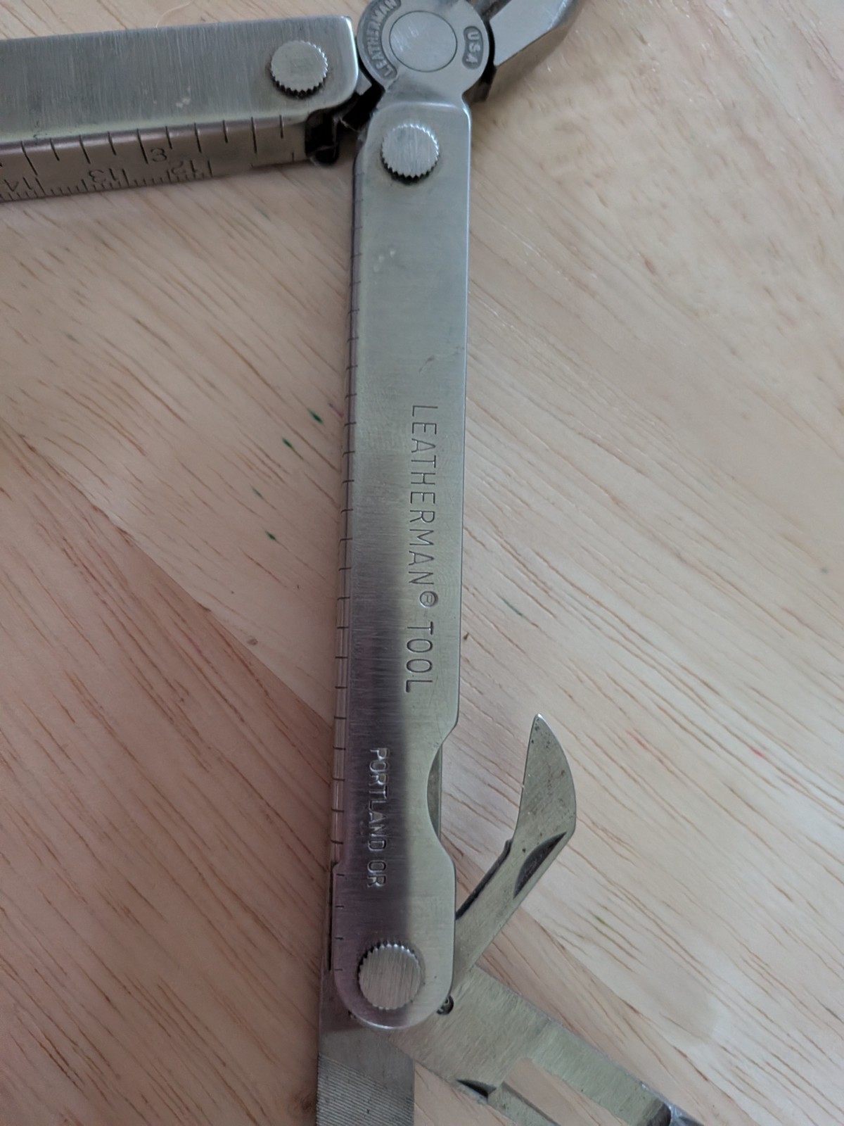 Vintage Leatherman Multi-Tool With Leather Case Made In USA-Grey 1997