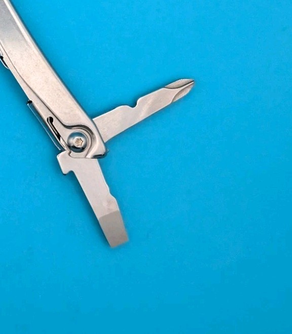 Leatherman Bolster 13 Tool Stainless Steel Multi-Tool!