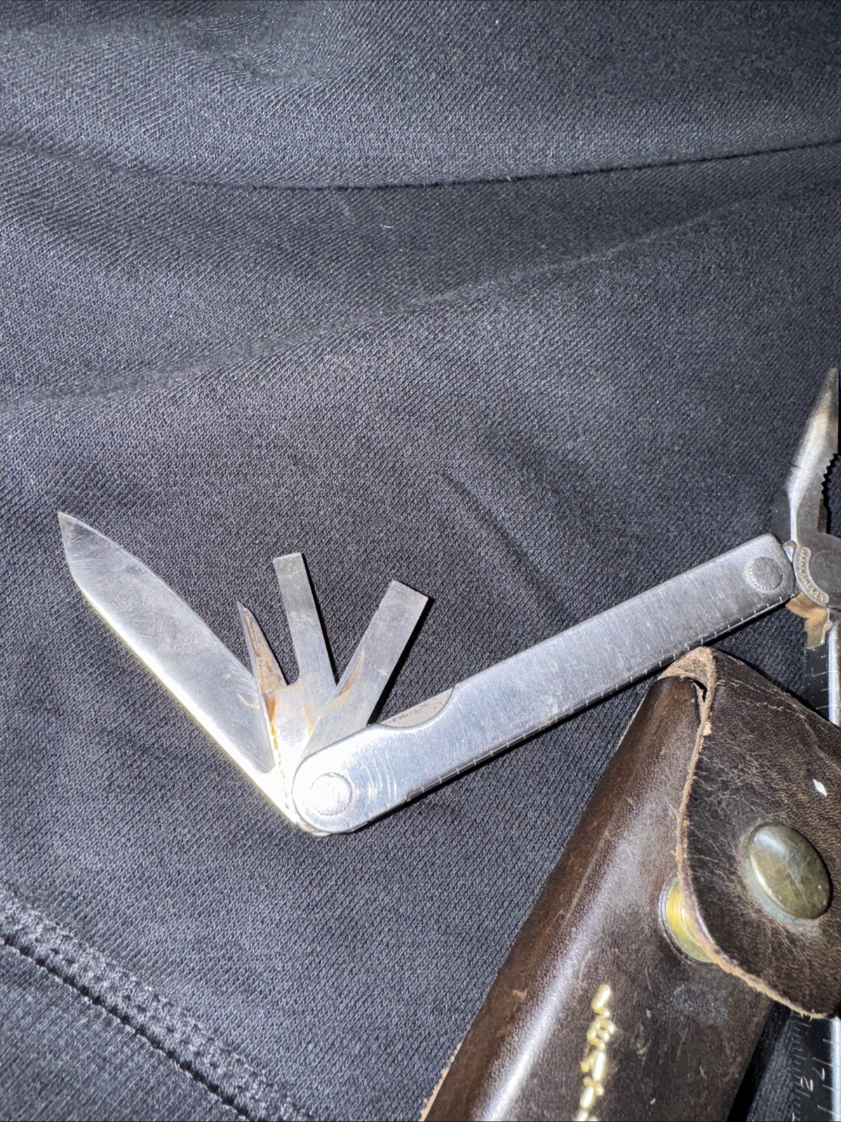 Vintage Original Leatherman Multi Tool TM 1325473 Portland OR w/Leather Sheath