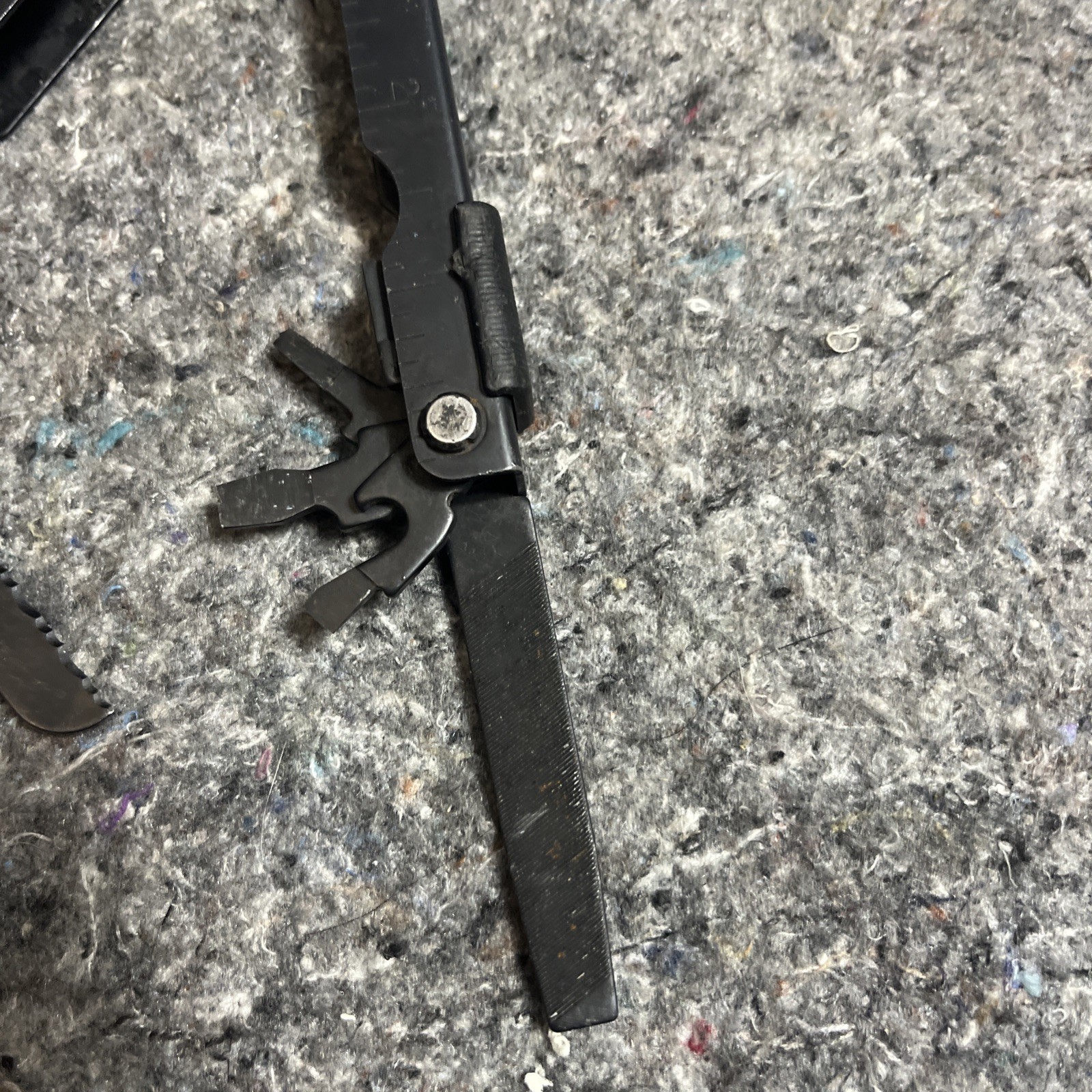 Gerber MP600 Multi-Tool Multi-Plier Needle Nose Black