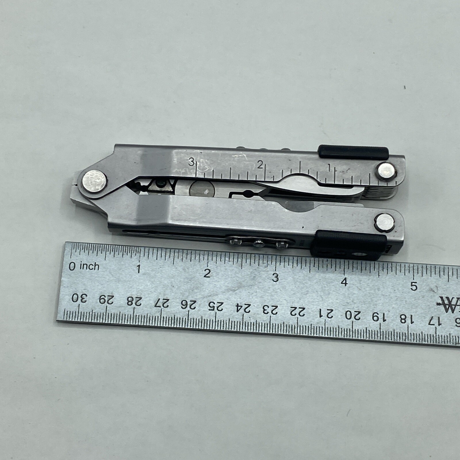 Gerber Multi-Plier 600, Carbide Cutters, Bluntnose – Silver