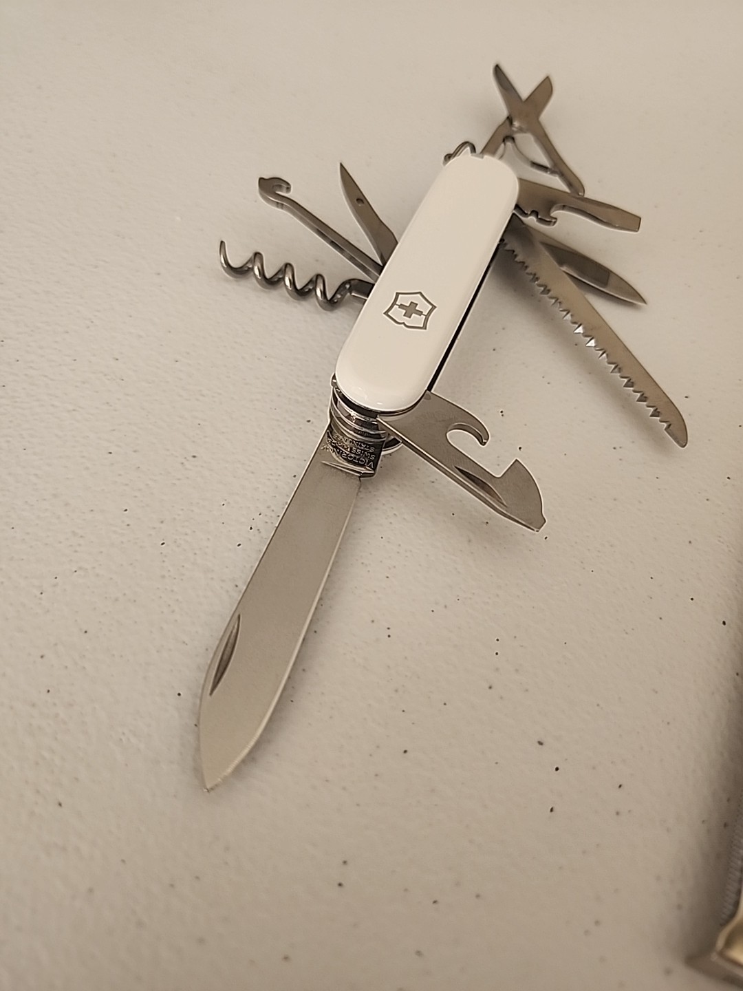 Victorinox Huntsman Camping Multi-Tool – White (1.3713.7)