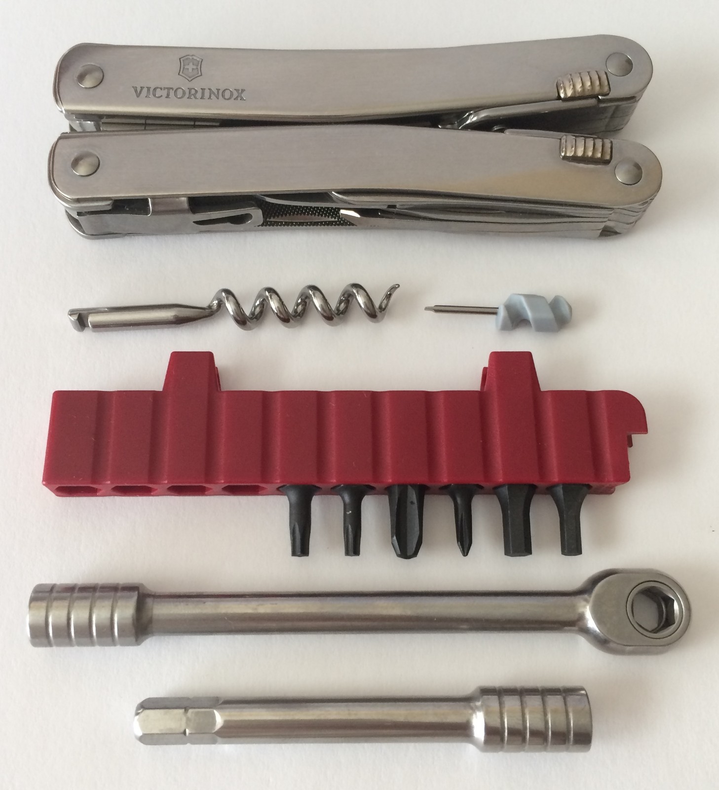 Victorinox Swiss Army Knife, SwissTool Spirit Plus Ratchet & Pouch 3.0236.L NIB