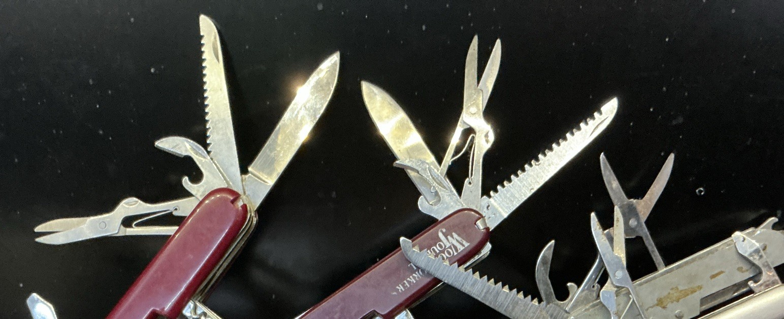 Lot 11 Multitool Knives Folding Swiss Army style camping tools China 1.6 Pounds