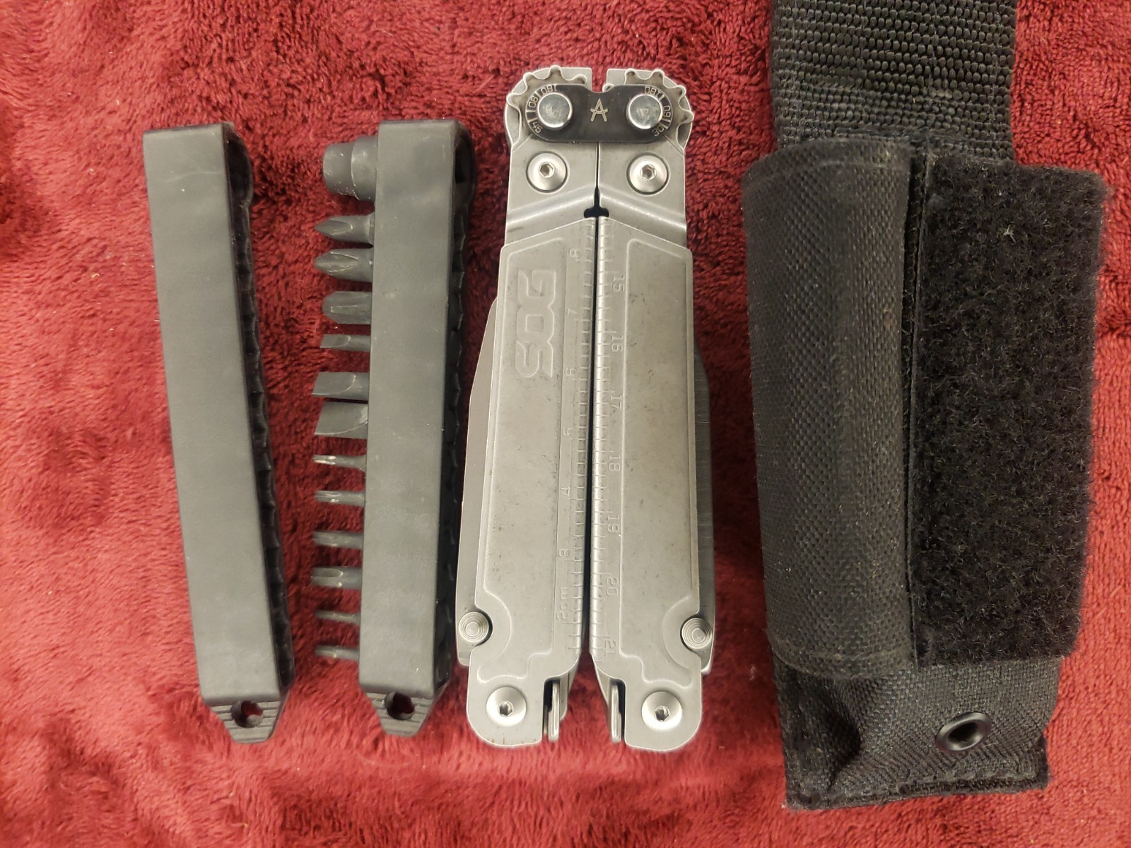 PowerAccess Assist MT – Stonewash Multi tool Stainless with Bit set and Sheath