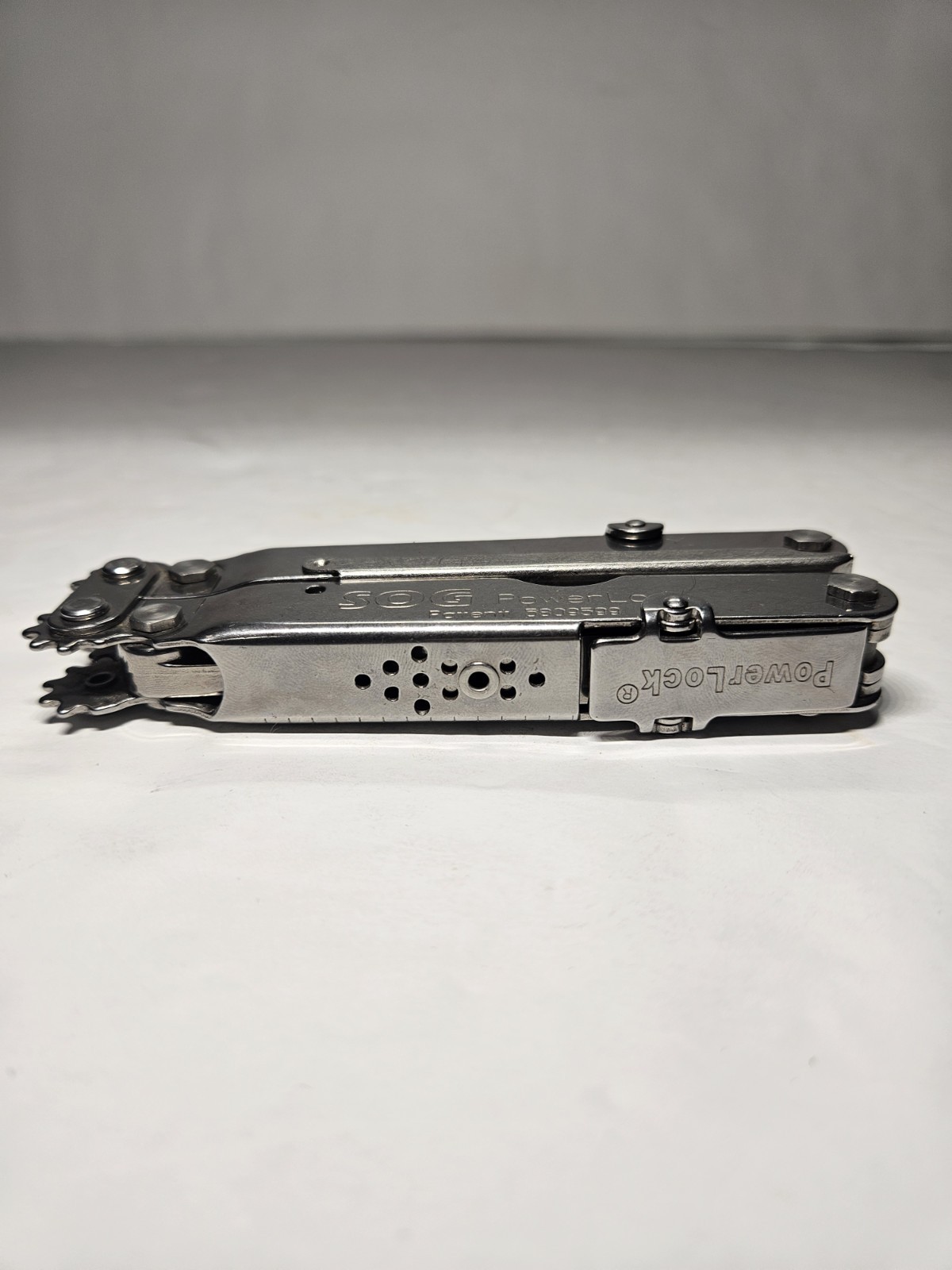 Vintage SOG PowerLock Multi Tool 5809599