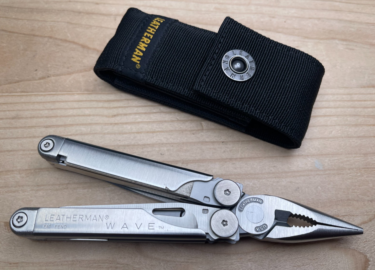 Leatherman Wave Multi-tool Knife w/Nylon Sheath 09/00 – Early Version, Very Nice