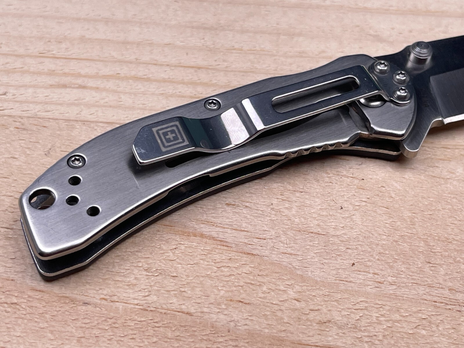 5.11 Tactical Folding Pocket Knife 51141 – Black/Silver Handle 03/20