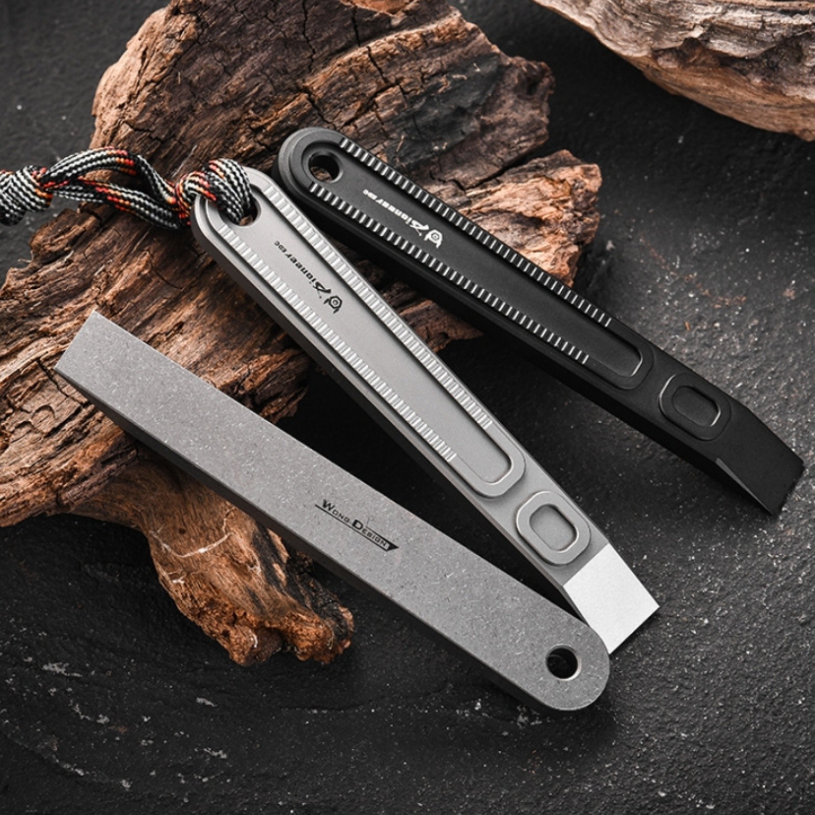 Titanium Alloy EDC Mini Pry Bar Keychain Multitool Survival Gear Portable