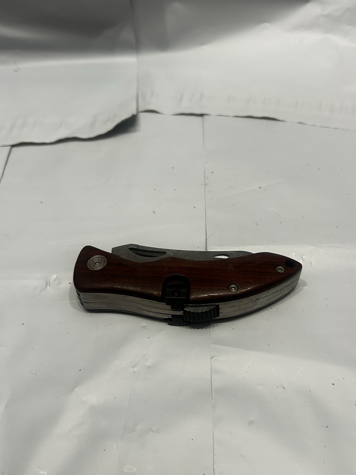 Mossy Oak Folding Multi-Tool Knife 2.5in SS Blade Wood Handle Saw Hook