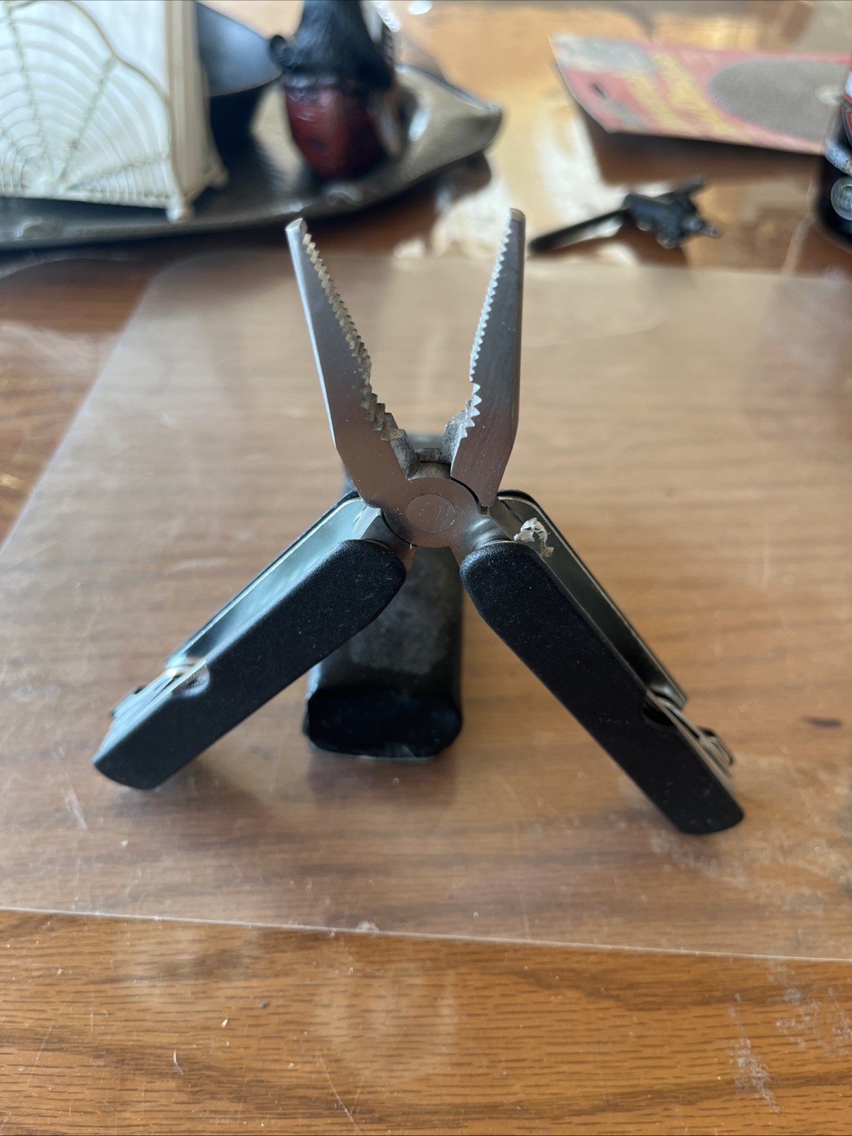 Handyman Club Of America Logo Folding Multi Tool Preowned SS Steel Cool, Sheath