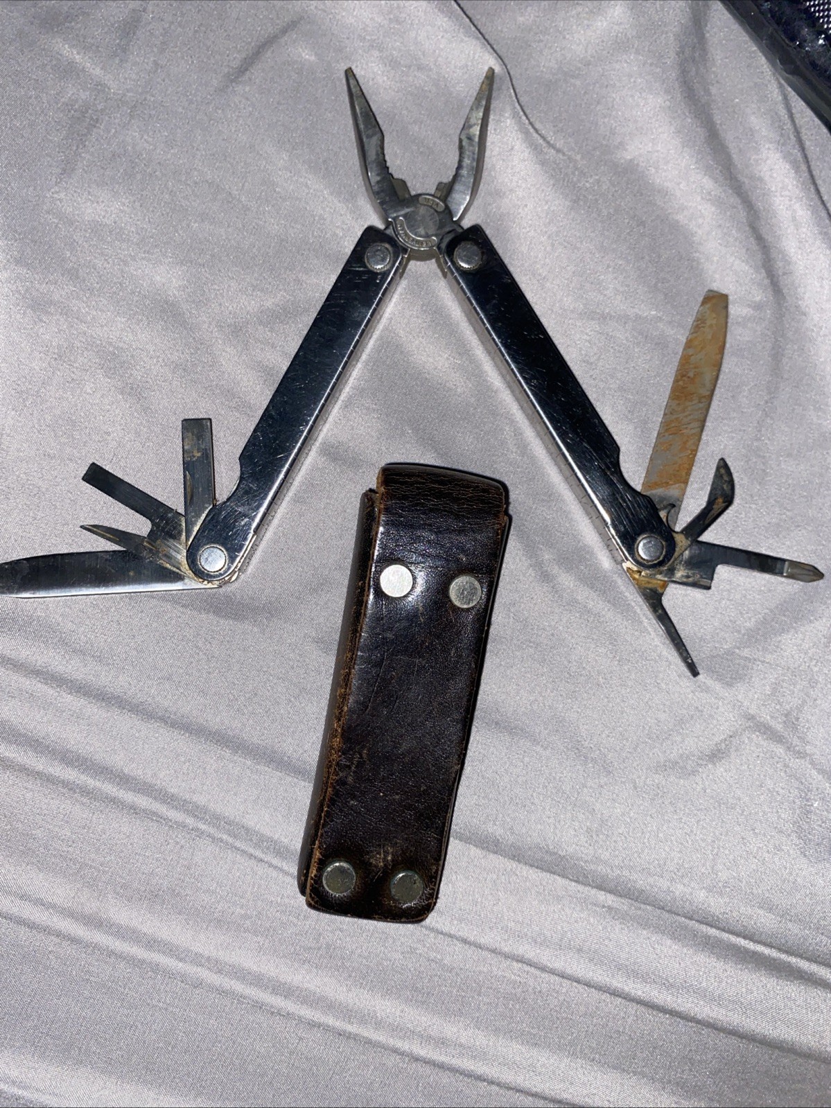 Vtg Original Leatherman Multi-Tool Portland OR USA + Leather Sheath 1990’s