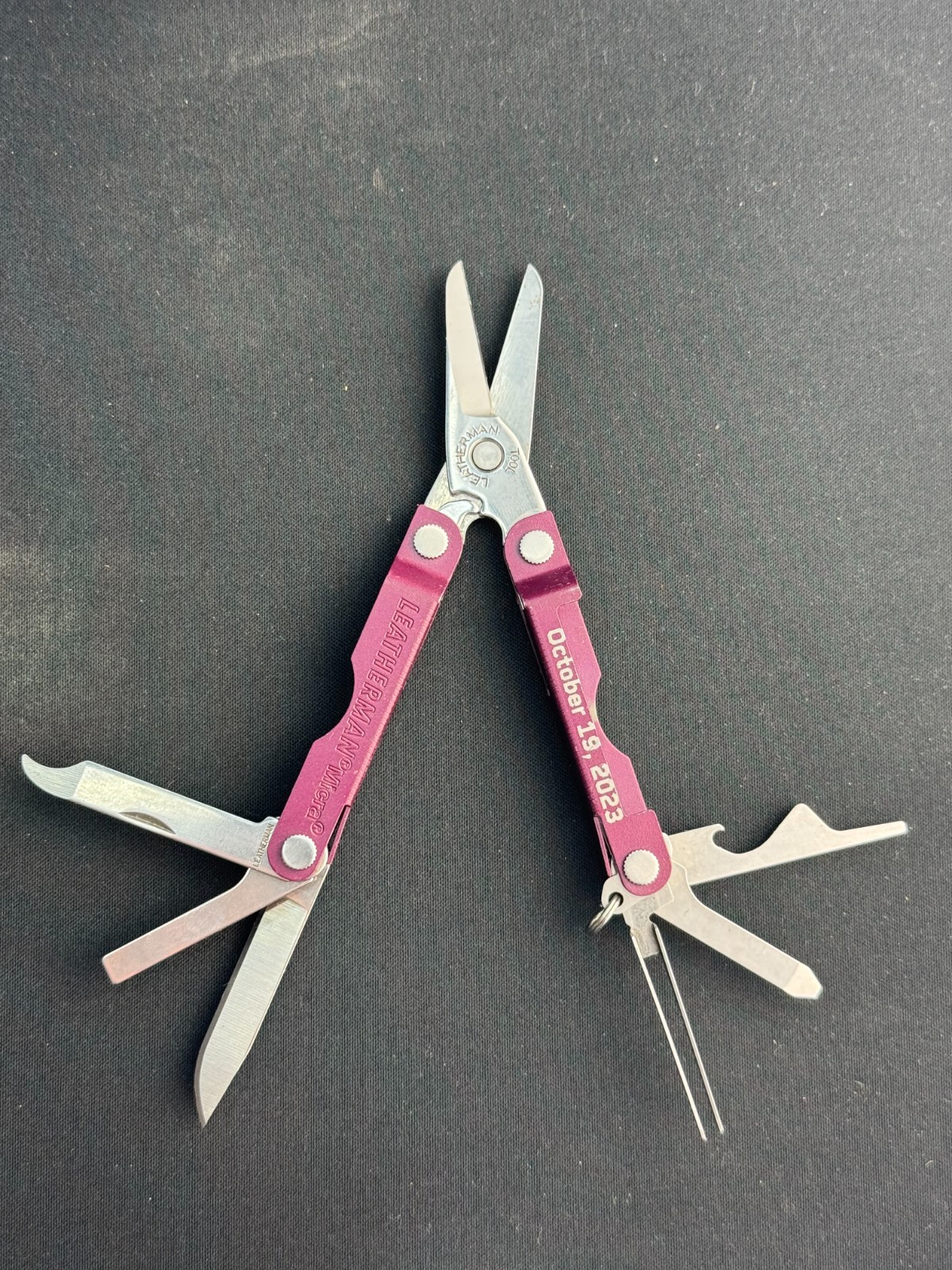Leatherman Micra 10 in 1 Multitool Anodized Aluminum – Cherry