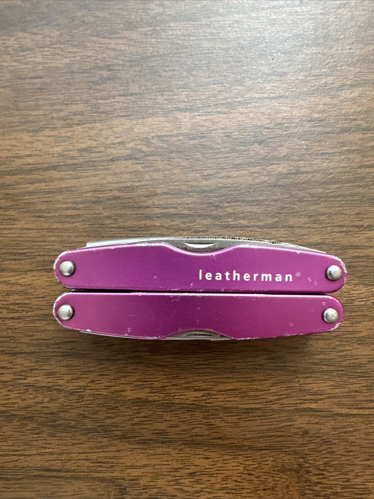 Discontinued Gen 1 Purple Leatherman Juice XE6, Fish, Great EDC *READ*