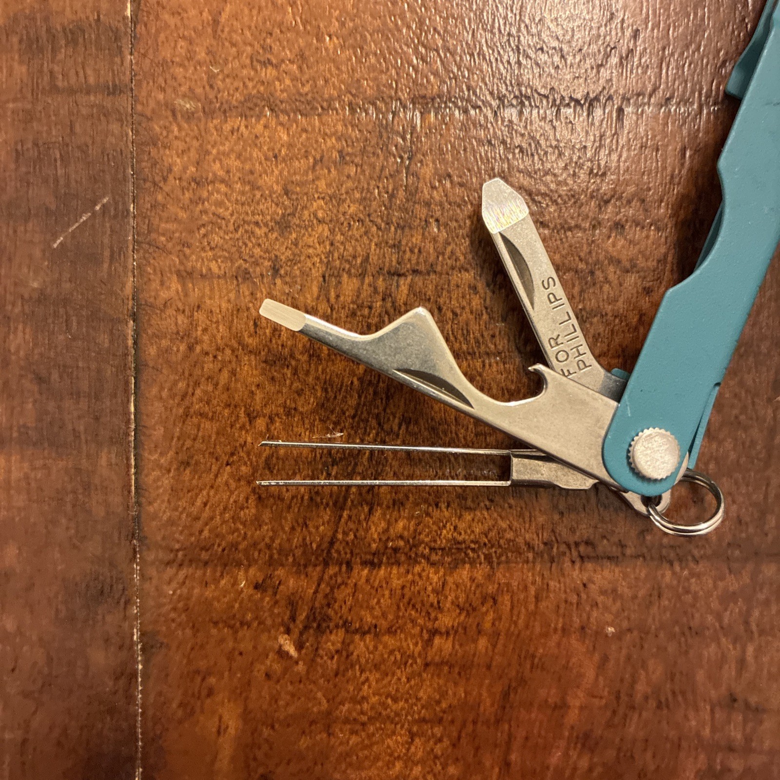 Leatherman Micra Parakeet 10 in 1 Multitool Anodized Aluminum – 06/25
