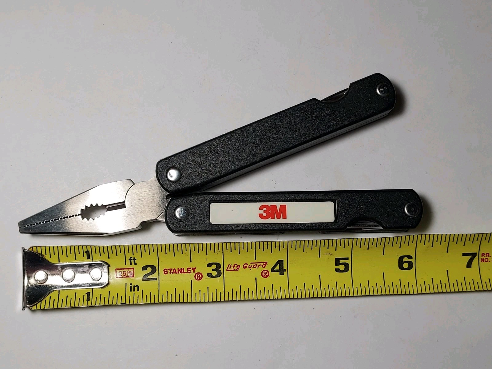Barlow Multi Tool advertising 3M + Nylon Pouch – Pliers, Blade